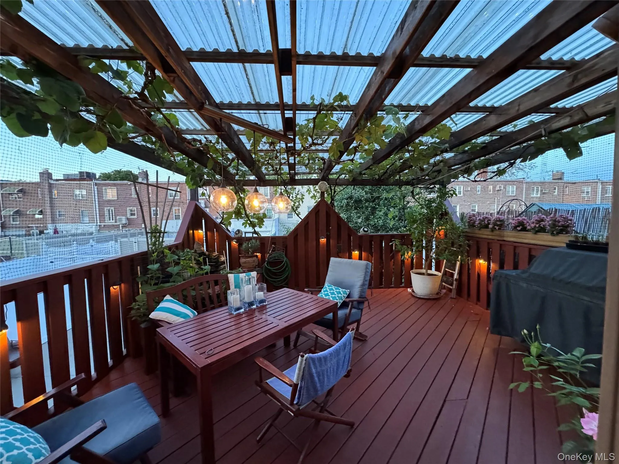 6361 76th Street, New York, NY, 3 Bedrooms Bedrooms, 8 Rooms Rooms,2 BathroomsBathrooms,Residential,For Rent,76th,0,1012393 6361 76th Street, New York, NY, 3 Bedrooms Bedrooms, 8 Rooms Rooms,2 BathroomsBathrooms,Residential,For Rent,76th,0,1012393