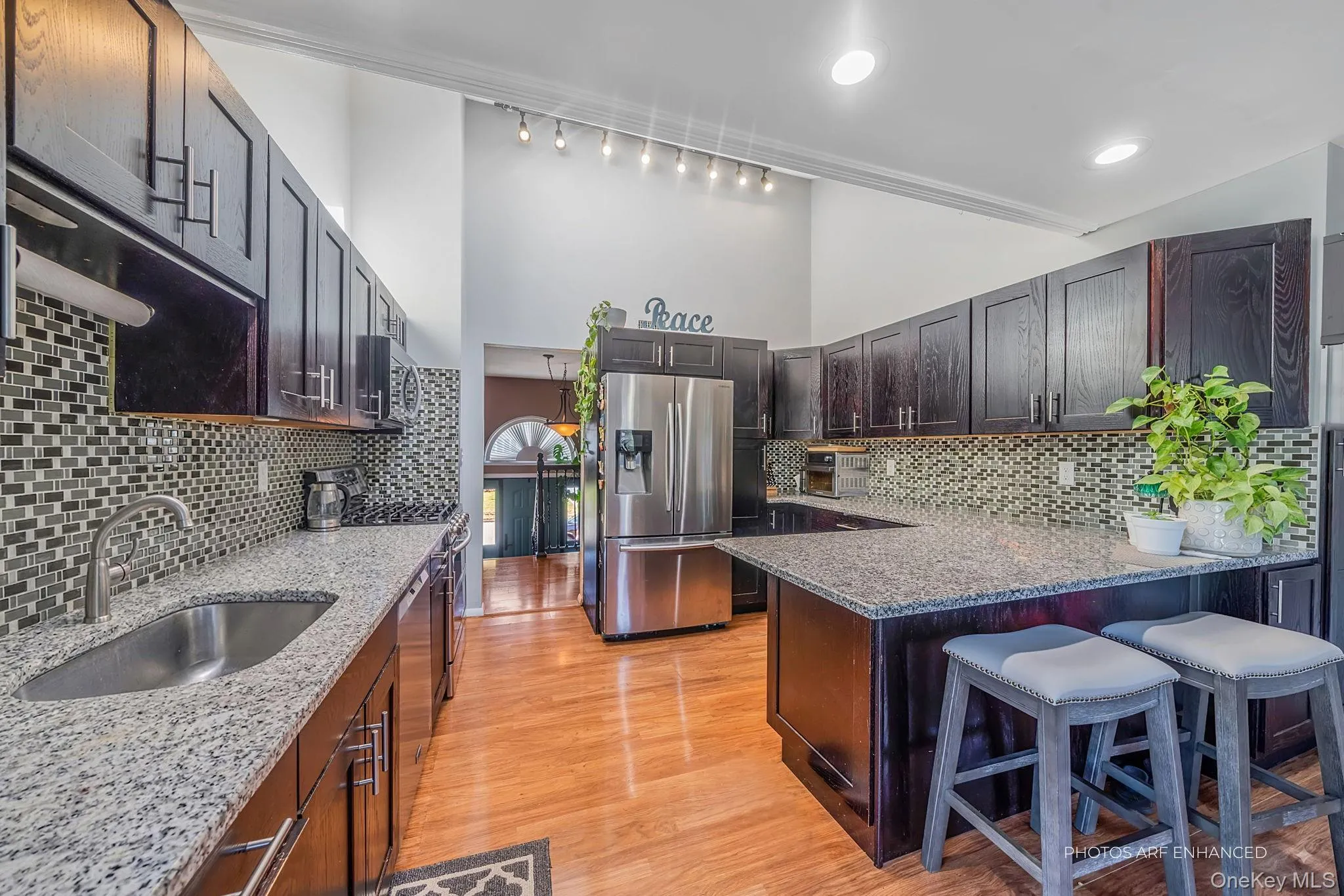 415 Elmwood Street, Islip, NY, 4 Bedrooms Bedrooms, 8 Rooms Rooms,3 BathroomsBathrooms,Residential,For Rent,Elmwood,0,1012396 415 Elmwood Street, Islip, NY, 4 Bedrooms Bedrooms, 8 Rooms Rooms,3 BathroomsBathrooms,Residential,For Rent,Elmwood,0,1012396