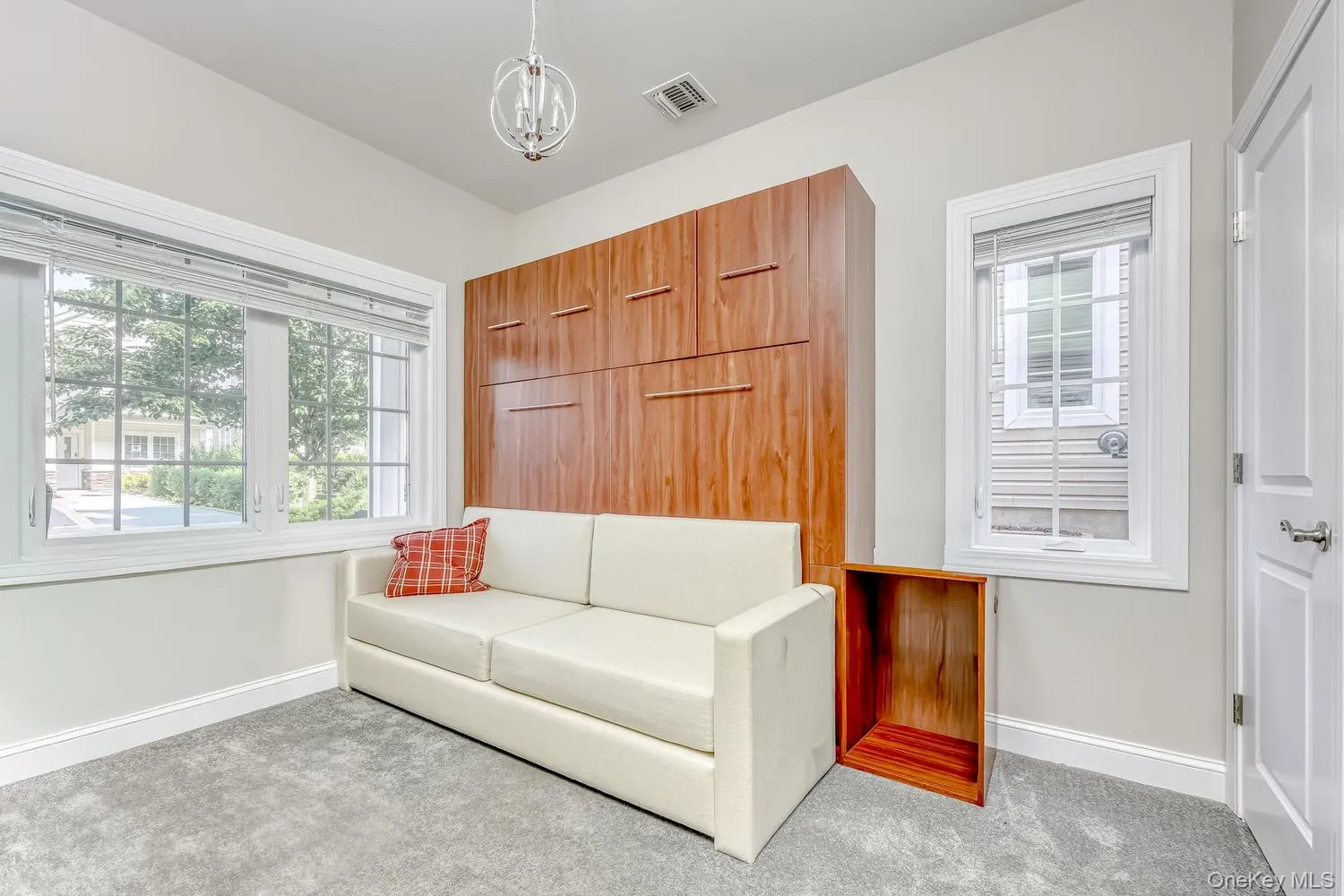 38 Westminster Way, Ramapo, NY, 4 Bedrooms Bedrooms, 8 Rooms Rooms,3 BathroomsBathrooms,Residential,For Rent,Westminster,0,1012398 38 Westminster Way, Ramapo, NY, 4 Bedrooms Bedrooms, 8 Rooms Rooms,3 BathroomsBathrooms,Residential,For Rent,Westminster,0,1012398