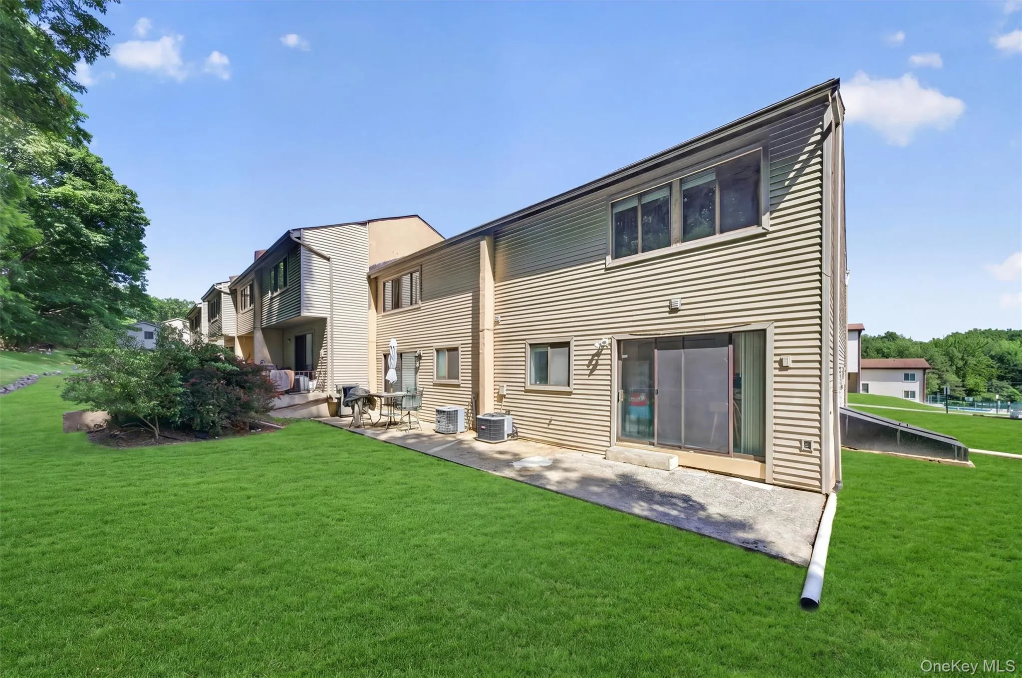 202 Concord Lane, Middletown, NY, 3 Bedrooms Bedrooms, 10 Rooms Rooms,2 BathroomsBathrooms,Residential,For Rent,Concord,0,1012400 202 Concord Lane, Middletown, NY, 3 Bedrooms Bedrooms, 10 Rooms Rooms,2 BathroomsBathrooms,Residential,For Rent,Concord,0,1012400