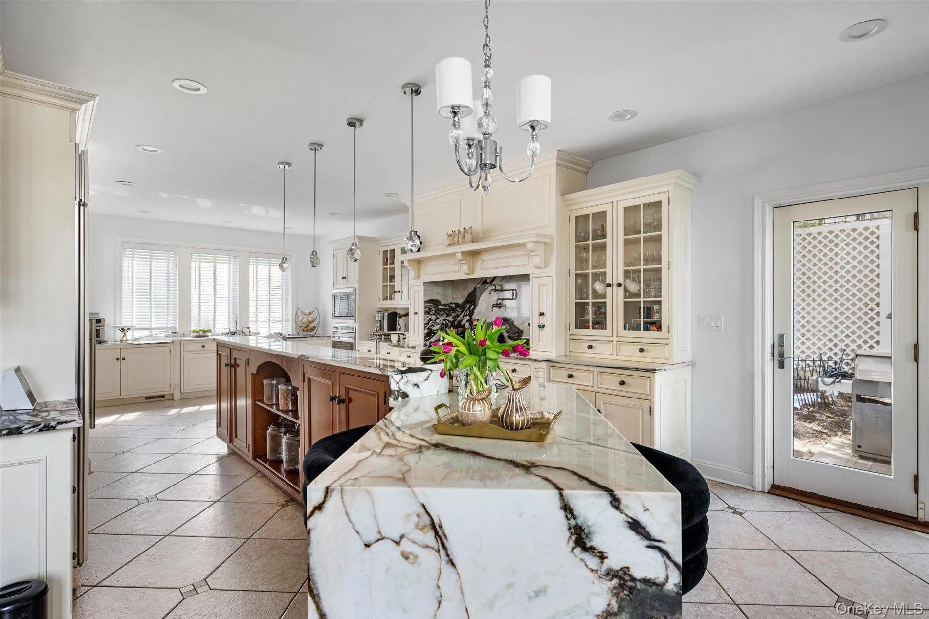 8 Verity Lane, North Hempstead, NY, 5 Bedrooms Bedrooms, 9 Rooms Rooms,4 BathroomsBathrooms,Residential,For Rent,Verity,0,1012402 8 Verity Lane, North Hempstead, NY, 5 Bedrooms Bedrooms, 9 Rooms Rooms,4 BathroomsBathrooms,Residential,For Rent,Verity,0,1012402