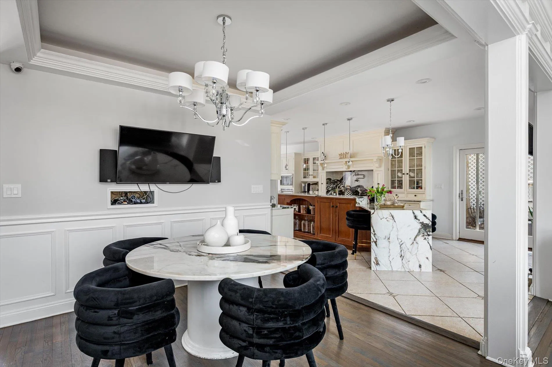 8 Verity Lane, North Hempstead, NY, 5 Bedrooms Bedrooms, 9 Rooms Rooms,4 BathroomsBathrooms,Residential,For Rent,Verity,0,1012402 8 Verity Lane, North Hempstead, NY, 5 Bedrooms Bedrooms, 9 Rooms Rooms,4 BathroomsBathrooms,Residential,For Rent,Verity,0,1012402
