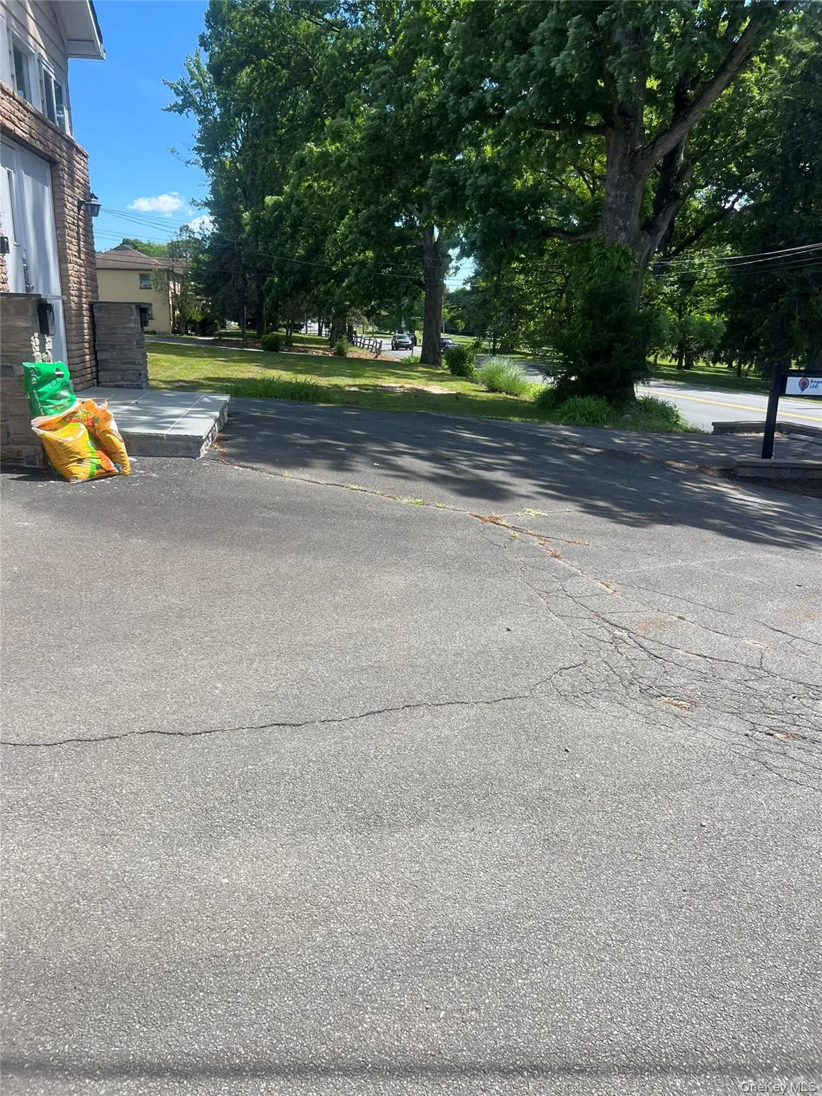 494 Middletown Road, Orangetown, NY, ,Commercial Lease,For Rent,Middletown,0,1012408 494 Middletown Road, Orangetown, NY, ,Commercial Lease,For Rent,Middletown,0,1012408