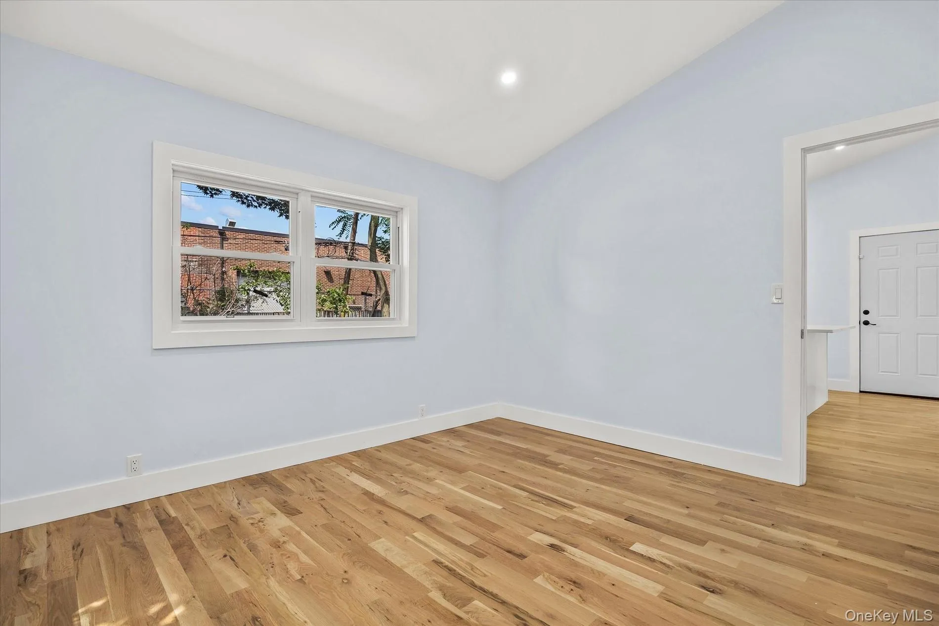 27 Circle Drive, Hempstead, NY, 5 Bedrooms Bedrooms, 6 Rooms Rooms,3 BathroomsBathrooms,Residential,For Rent,Circle,0,1012411 27 Circle Drive, Hempstead, NY, 5 Bedrooms Bedrooms, 6 Rooms Rooms,3 BathroomsBathrooms,Residential,For Rent,Circle,0,1012411
