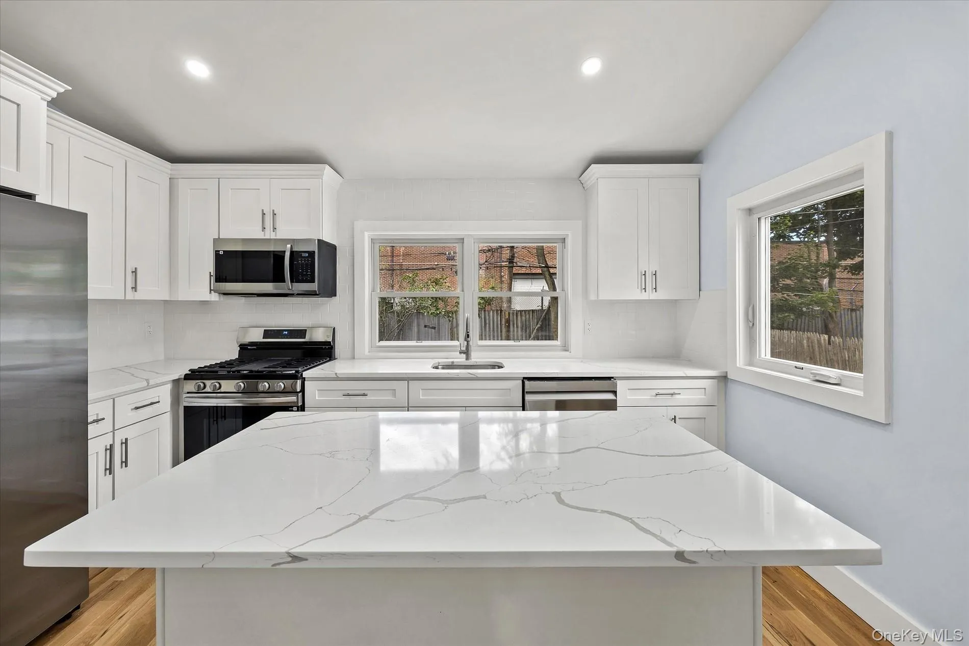 27 Circle Drive, Hempstead, NY, 5 Bedrooms Bedrooms, 6 Rooms Rooms,3 BathroomsBathrooms,Residential,For Rent,Circle,0,1012411 27 Circle Drive, Hempstead, NY, 5 Bedrooms Bedrooms, 6 Rooms Rooms,3 BathroomsBathrooms,Residential,For Rent,Circle,0,1012411