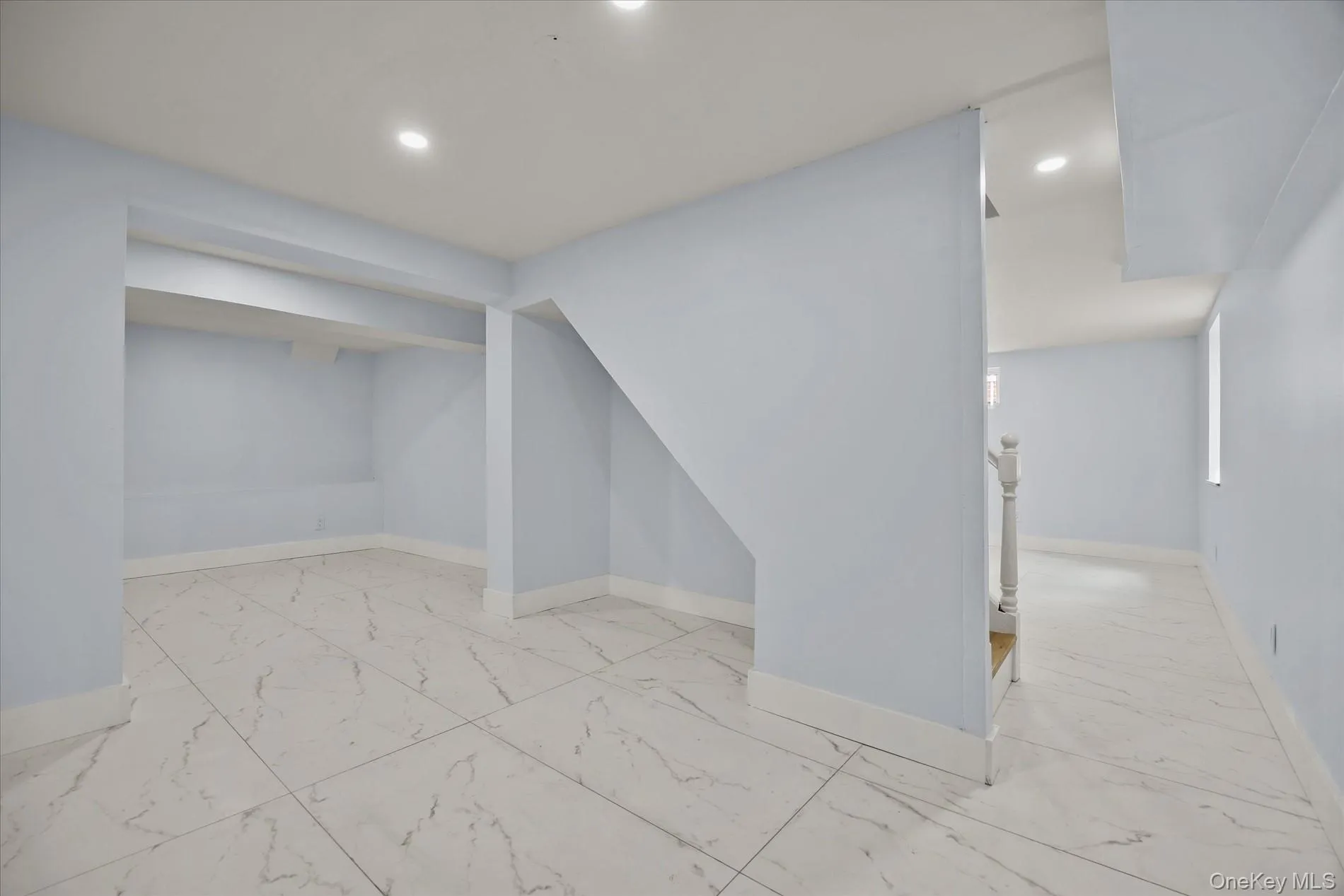 27 Circle Drive, Hempstead, NY, 5 Bedrooms Bedrooms, 6 Rooms Rooms,3 BathroomsBathrooms,Residential,For Rent,Circle,0,1012411 27 Circle Drive, Hempstead, NY, 5 Bedrooms Bedrooms, 6 Rooms Rooms,3 BathroomsBathrooms,Residential,For Rent,Circle,0,1012411