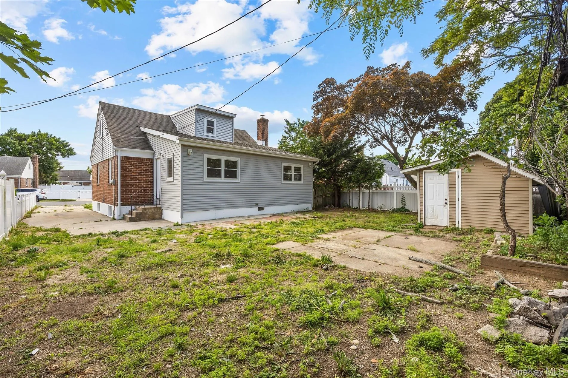 27 Circle Drive, Hempstead, NY, 5 Bedrooms Bedrooms, 6 Rooms Rooms,3 BathroomsBathrooms,Residential,For Rent,Circle,0,1012411 27 Circle Drive, Hempstead, NY, 5 Bedrooms Bedrooms, 6 Rooms Rooms,3 BathroomsBathrooms,Residential,For Rent,Circle,0,1012411