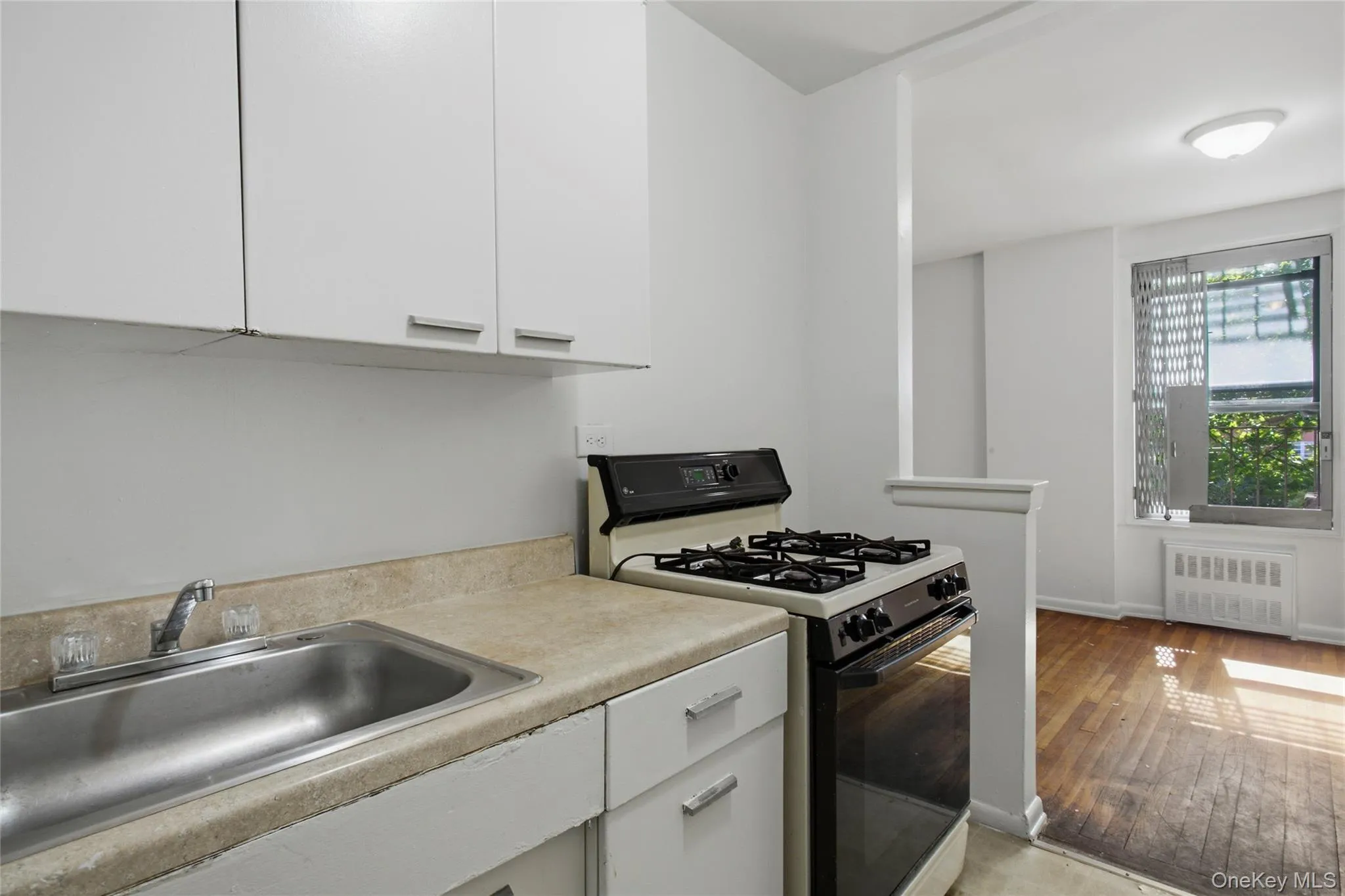 6485 Broadway, New York, NY, 2 Bedrooms Bedrooms, 5 Rooms Rooms,2 BathroomsBathrooms,Residential,For Rent,Broadway,0,1012415 6485 Broadway, New York, NY, 2 Bedrooms Bedrooms, 5 Rooms Rooms,2 BathroomsBathrooms,Residential,For Rent,Broadway,0,1012415
