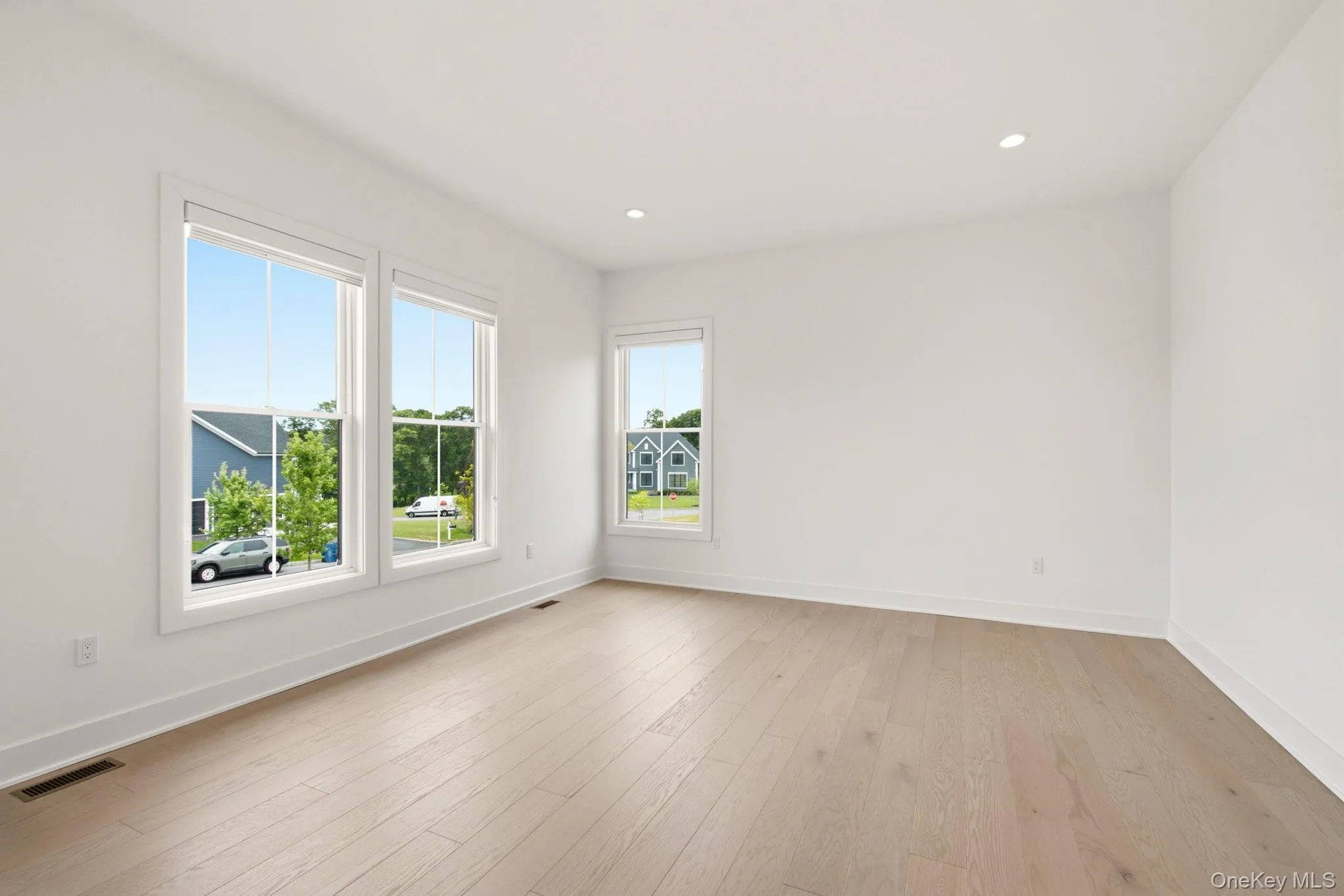 1 Levitow Court, Huntington, NY, 5 Bedrooms Bedrooms, 10 Rooms Rooms,4 BathroomsBathrooms,Residential,For Rent,Levitow,0,1012418 1 Levitow Court, Huntington, NY, 5 Bedrooms Bedrooms, 10 Rooms Rooms,4 BathroomsBathrooms,Residential,For Rent,Levitow,0,1012418