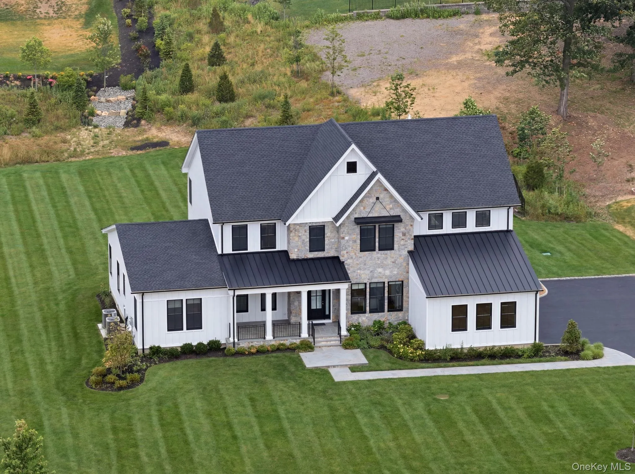 1 Levitow Court, Huntington, NY, 5 Bedrooms Bedrooms, 10 Rooms Rooms,4 BathroomsBathrooms,Residential,For Rent,Levitow,0,1012418 1 Levitow Court, Huntington, NY, 5 Bedrooms Bedrooms, 10 Rooms Rooms,4 BathroomsBathrooms,Residential,For Rent,Levitow,0,1012418