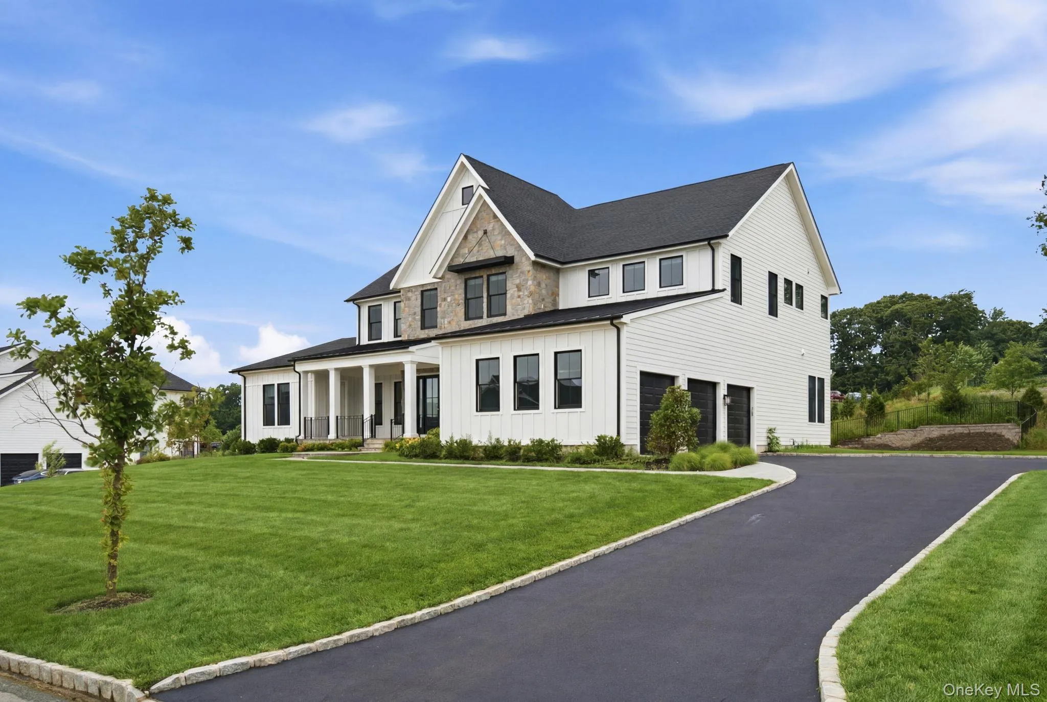 1 Levitow Court, Huntington, NY, 5 Bedrooms Bedrooms, 10 Rooms Rooms,4 BathroomsBathrooms,Residential,For Rent,Levitow,0,1012418 1 Levitow Court, Huntington, NY, 5 Bedrooms Bedrooms, 10 Rooms Rooms,4 BathroomsBathrooms,Residential,For Rent,Levitow,0,1012418