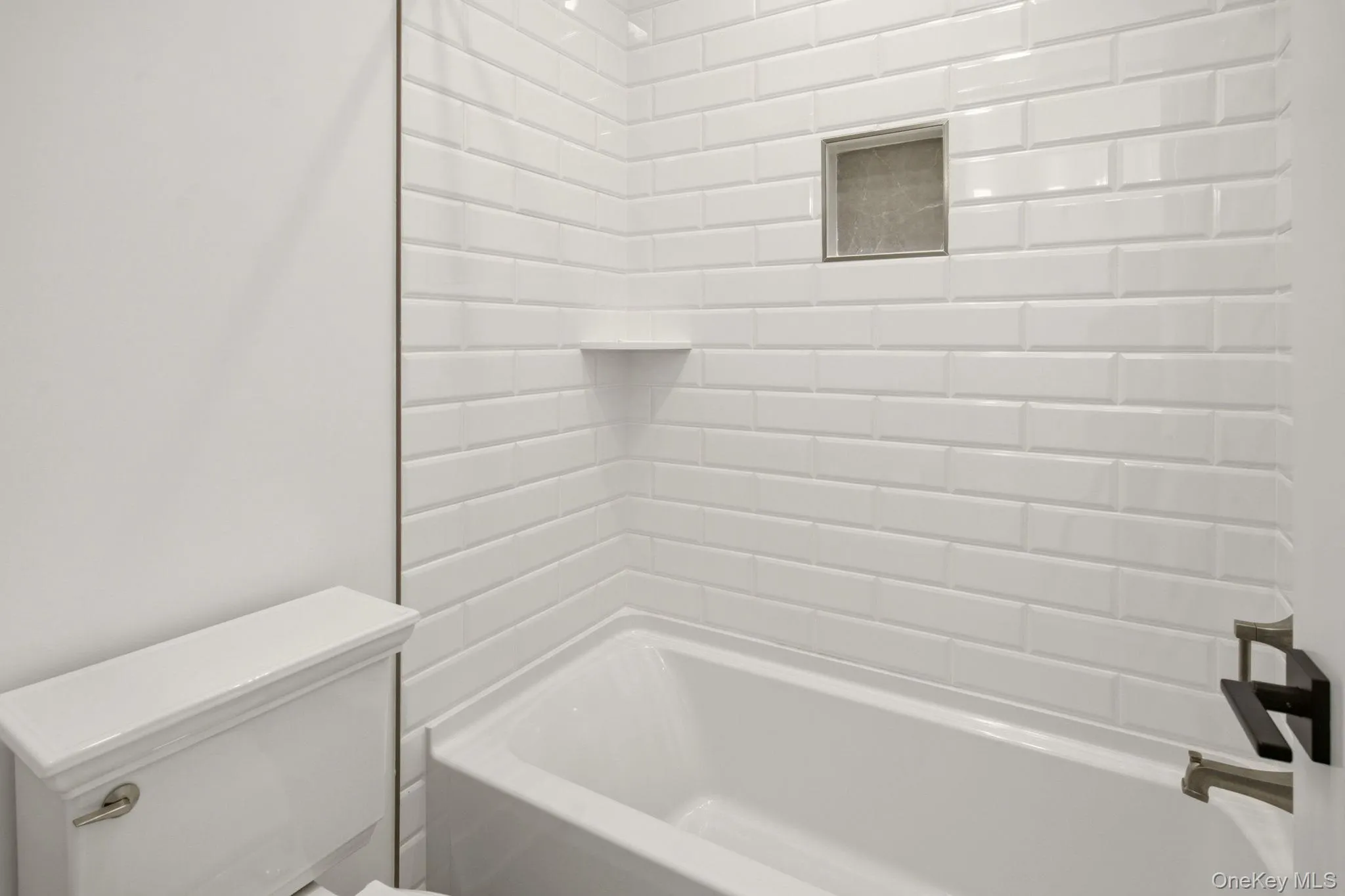 1 Levitow Court, Huntington, NY, 5 Bedrooms Bedrooms, 10 Rooms Rooms,4 BathroomsBathrooms,Residential,For Rent,Levitow,0,1012418 1 Levitow Court, Huntington, NY, 5 Bedrooms Bedrooms, 10 Rooms Rooms,4 BathroomsBathrooms,Residential,For Rent,Levitow,0,1012418