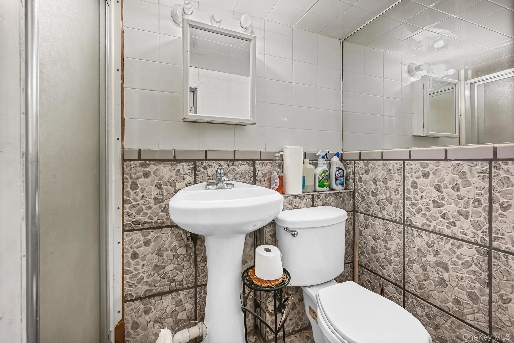 11518 146th Street, New York, NY, 3 Bedrooms Bedrooms, 6 Rooms Rooms,2 BathroomsBathrooms,Residential,For Rent,146th,0,1012421 11518 146th Street, New York, NY, 3 Bedrooms Bedrooms, 6 Rooms Rooms,2 BathroomsBathrooms,Residential,For Rent,146th,0,1012421