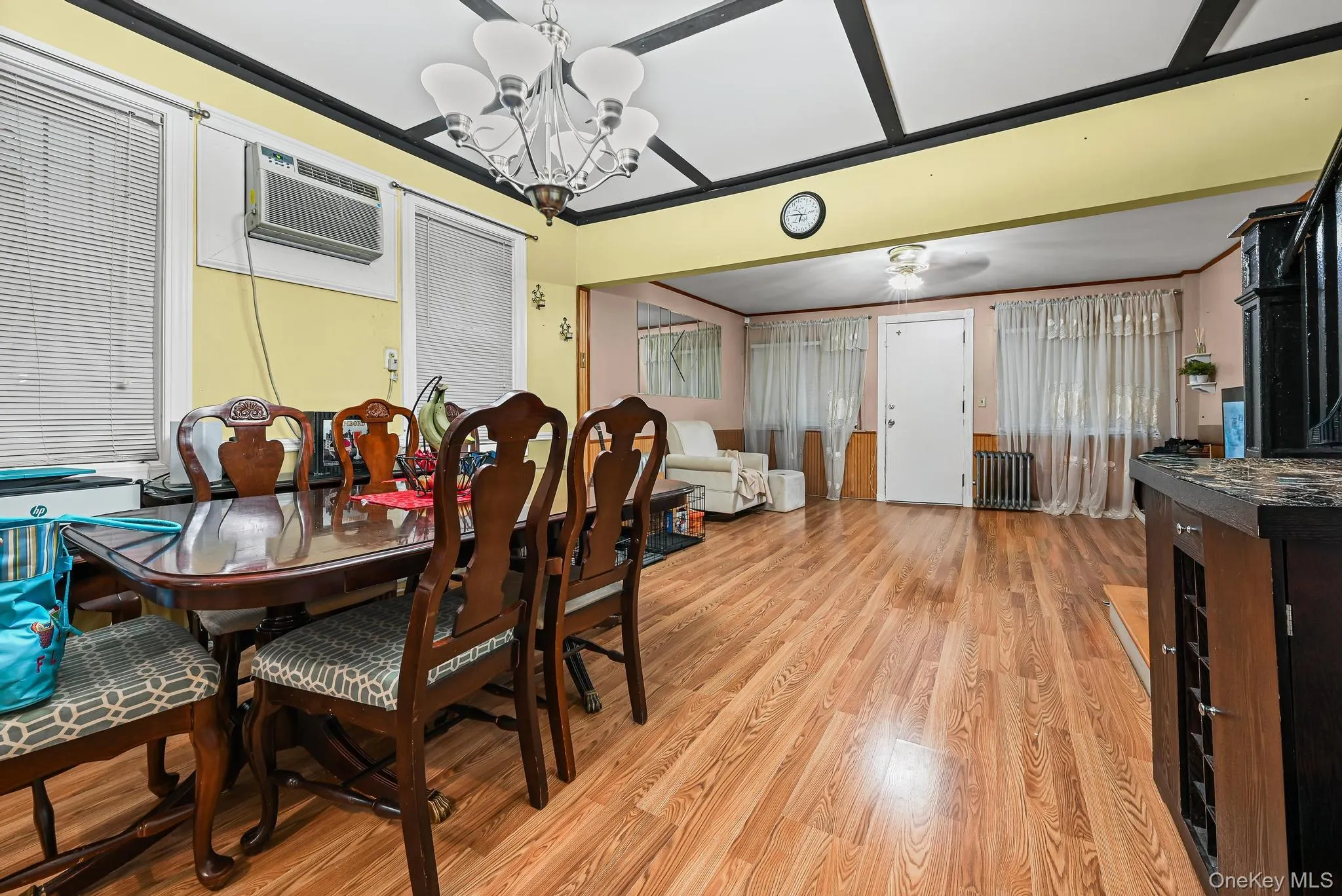 11518 146th Street, New York, NY, 3 Bedrooms Bedrooms, 6 Rooms Rooms,2 BathroomsBathrooms,Residential,For Rent,146th,0,1012421 11518 146th Street, New York, NY, 3 Bedrooms Bedrooms, 6 Rooms Rooms,2 BathroomsBathrooms,Residential,For Rent,146th,0,1012421