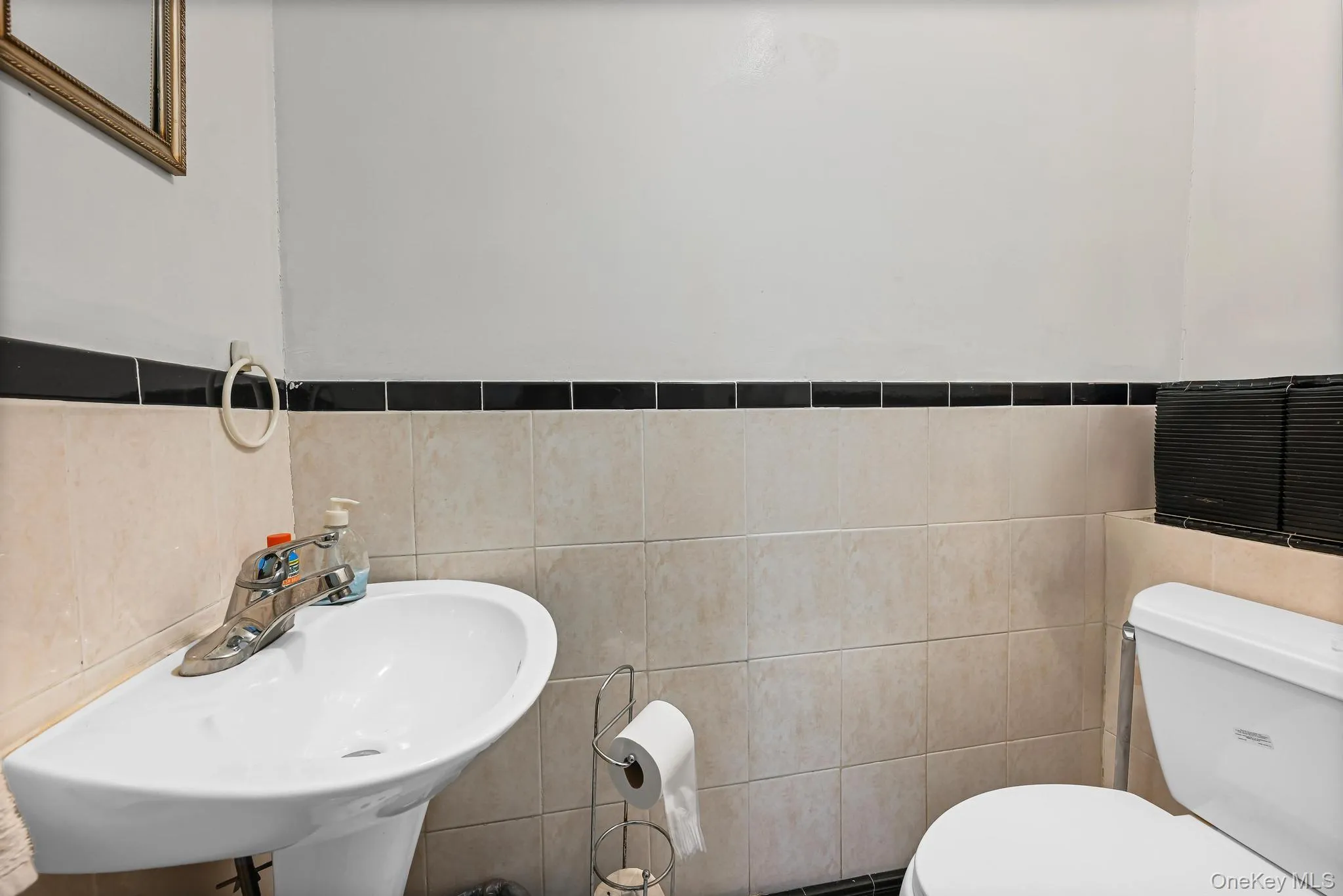 11518 146th Street, New York, NY, 3 Bedrooms Bedrooms, 6 Rooms Rooms,2 BathroomsBathrooms,Residential,For Rent,146th,0,1012421 11518 146th Street, New York, NY, 3 Bedrooms Bedrooms, 6 Rooms Rooms,2 BathroomsBathrooms,Residential,For Rent,146th,0,1012421