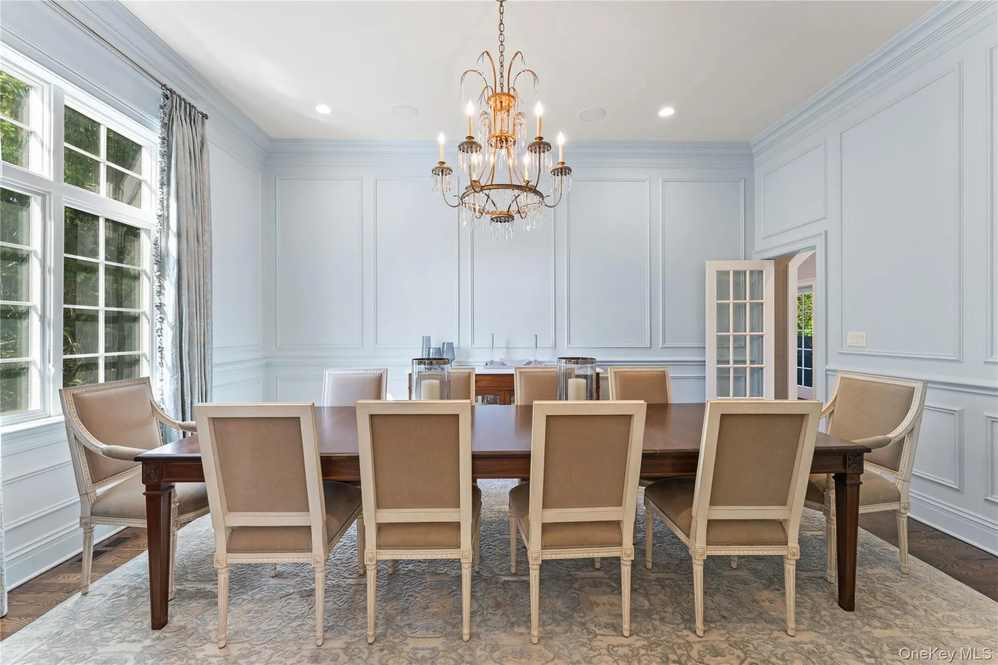 Spectacular formal dining room Spectacular formal dining room
