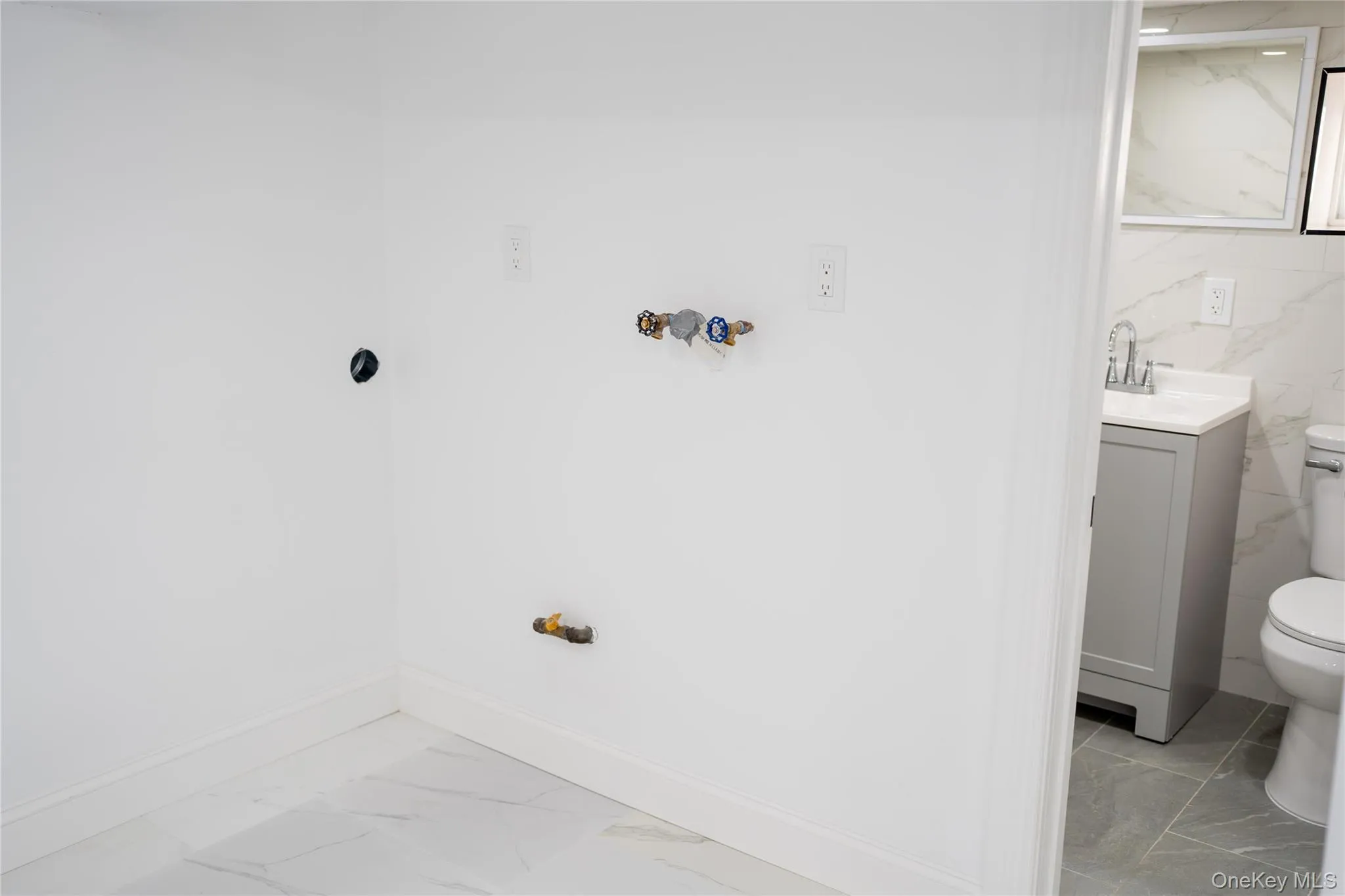 12047 144th Street, New York, NY, 3 Bedrooms Bedrooms, 5 Rooms Rooms,2 BathroomsBathrooms,Residential,For Rent,144th,0,1012425 12047 144th Street, New York, NY, 3 Bedrooms Bedrooms, 5 Rooms Rooms,2 BathroomsBathrooms,Residential,For Rent,144th,0,1012425