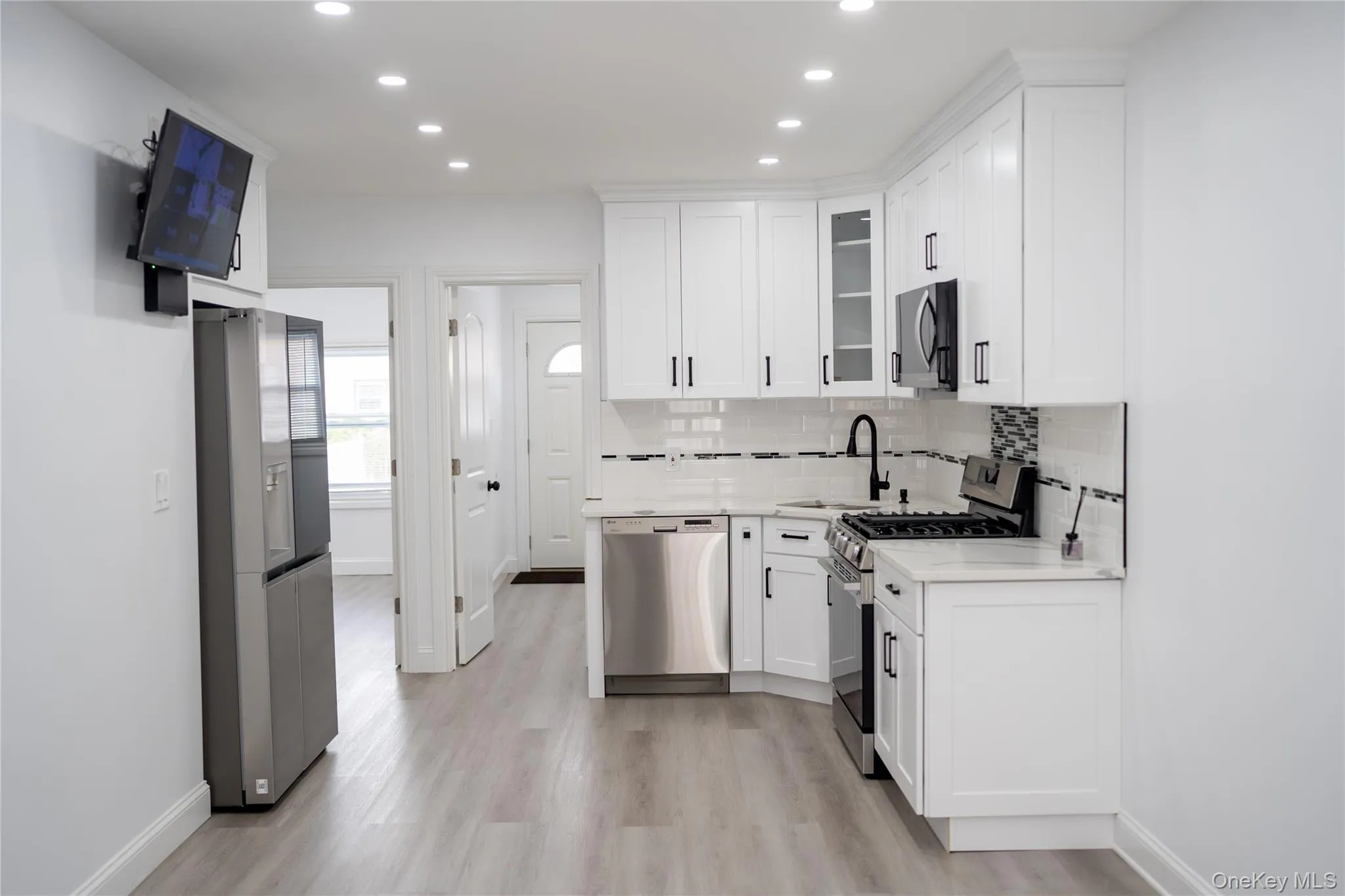 12047 144th Street, New York, NY, 3 Bedrooms Bedrooms, 5 Rooms Rooms,2 BathroomsBathrooms,Residential,For Rent,144th,0,1012425 12047 144th Street, New York, NY, 3 Bedrooms Bedrooms, 5 Rooms Rooms,2 BathroomsBathrooms,Residential,For Rent,144th,0,1012425