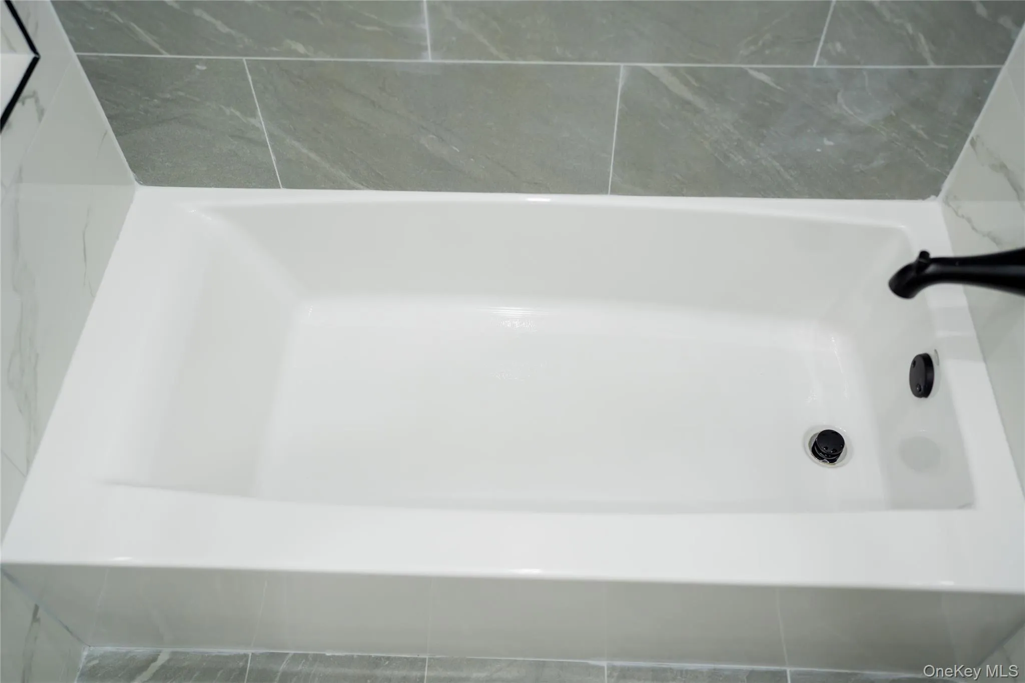 12047 144th Street, New York, NY, 3 Bedrooms Bedrooms, 5 Rooms Rooms,2 BathroomsBathrooms,Residential,For Rent,144th,0,1012425 12047 144th Street, New York, NY, 3 Bedrooms Bedrooms, 5 Rooms Rooms,2 BathroomsBathrooms,Residential,For Rent,144th,0,1012425