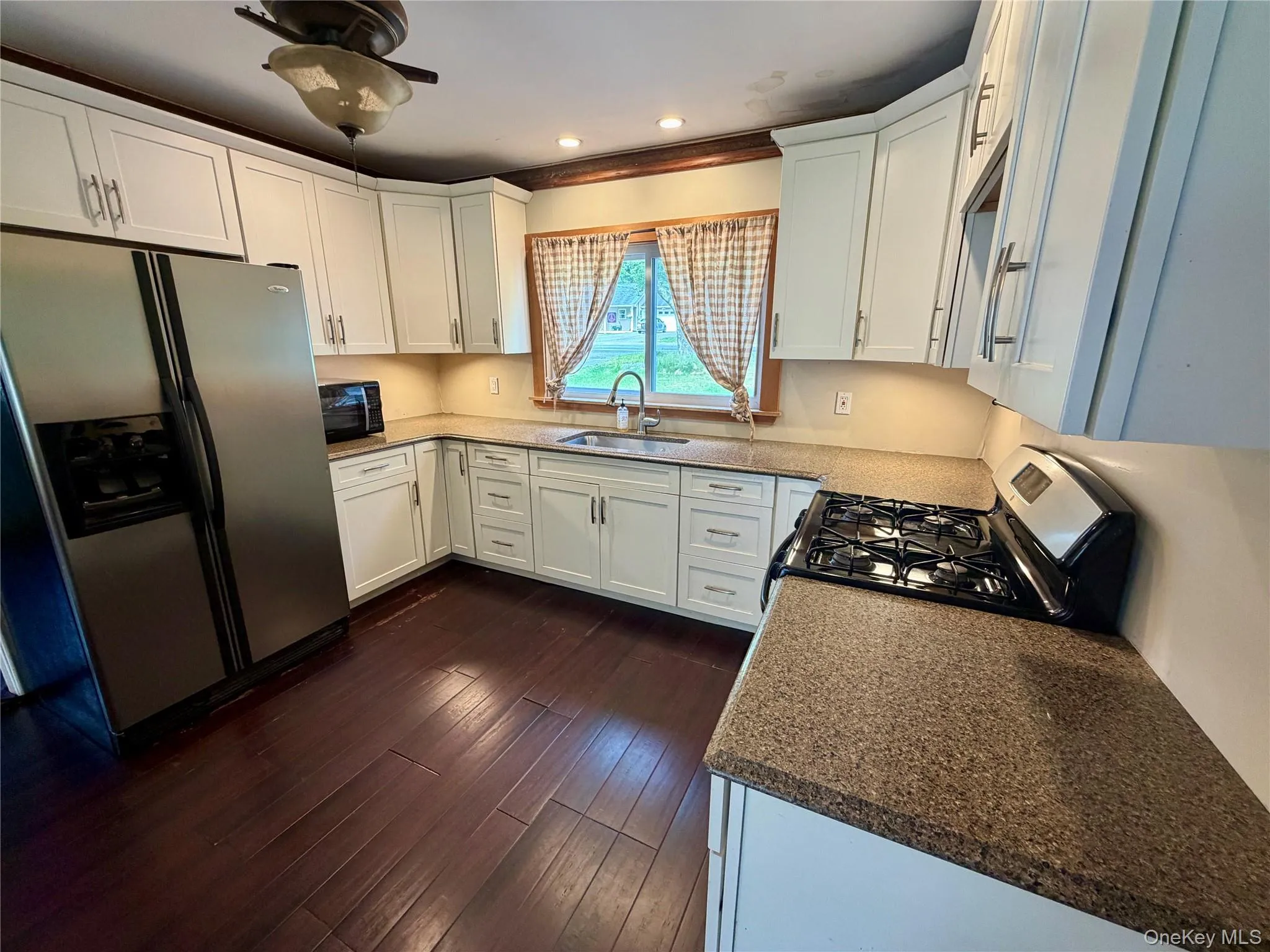 984 State Route 55, Highland, NY, 2 Bedrooms Bedrooms, 5 Rooms Rooms,1 BathroomBathrooms,Residential Lease,For Rent,State Route 55,0,1012431 984 State Route 55, Highland, NY, 2 Bedrooms Bedrooms, 5 Rooms Rooms,1 BathroomBathrooms,Residential Lease,For Rent,State Route 55,0,1012431
