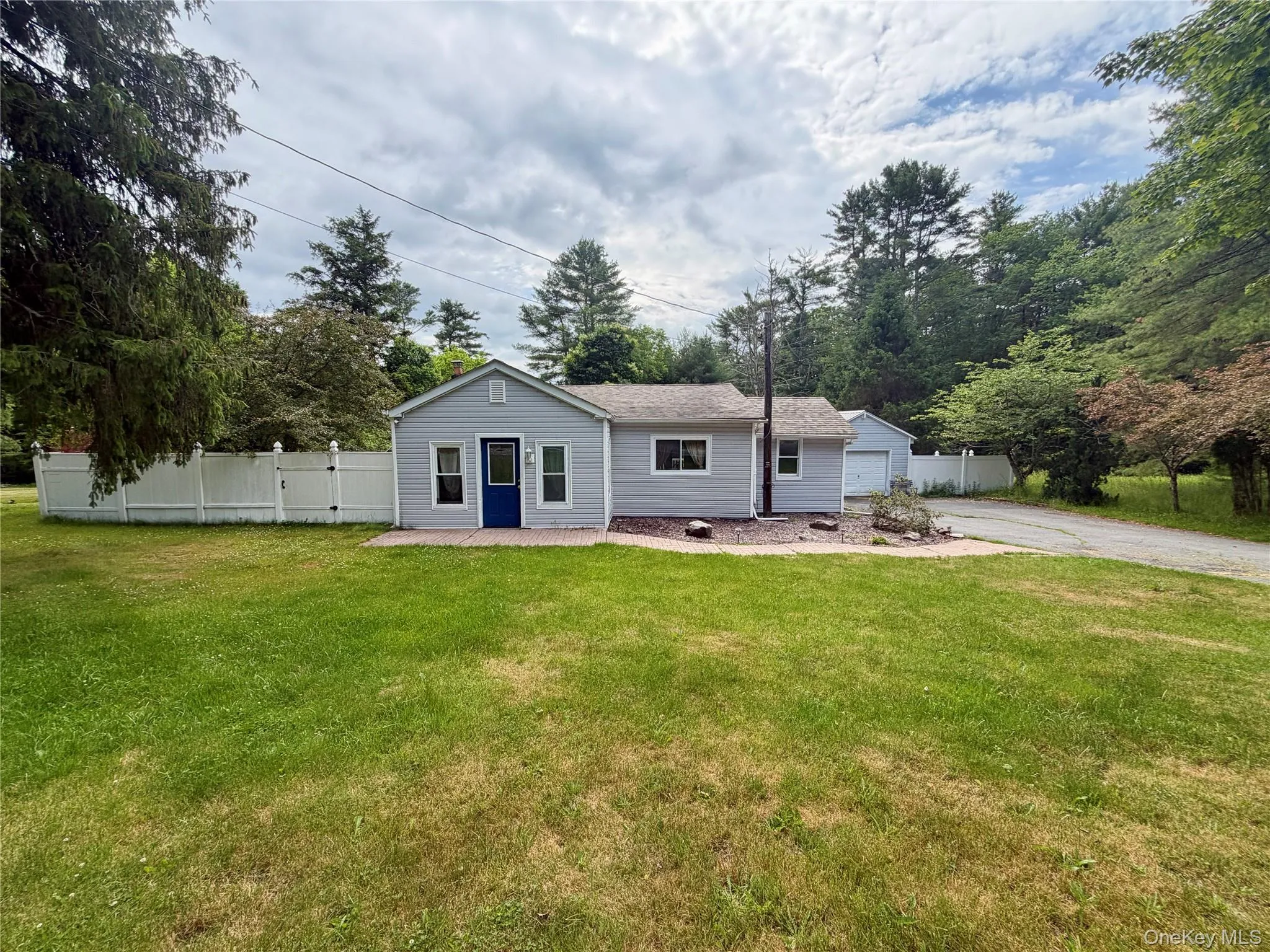 984 State Route 55, Highland, NY, 2 Bedrooms Bedrooms, 5 Rooms Rooms,1 BathroomBathrooms,Residential Lease,For Rent,State Route 55,0,1012431 984 State Route 55, Highland, NY, 2 Bedrooms Bedrooms, 5 Rooms Rooms,1 BathroomBathrooms,Residential Lease,For Rent,State Route 55,0,1012431
