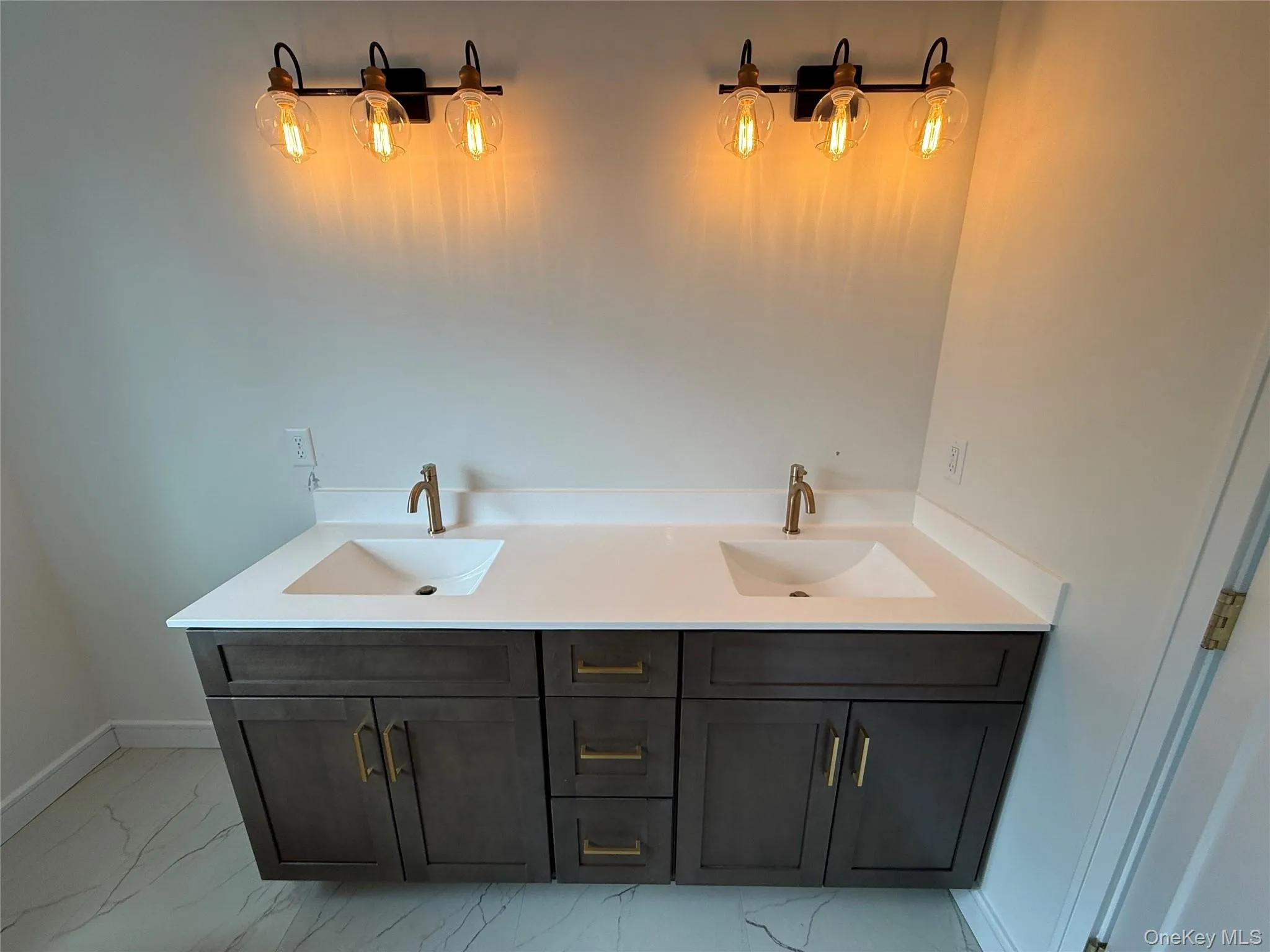 7 Morrow Court, Montgomery, NY, 5 Bedrooms Bedrooms, 9 Rooms Rooms,3 BathroomsBathrooms,Residential,For Rent,Morrow,0,1012439 7 Morrow Court, Montgomery, NY, 5 Bedrooms Bedrooms, 9 Rooms Rooms,3 BathroomsBathrooms,Residential,For Rent,Morrow,0,1012439