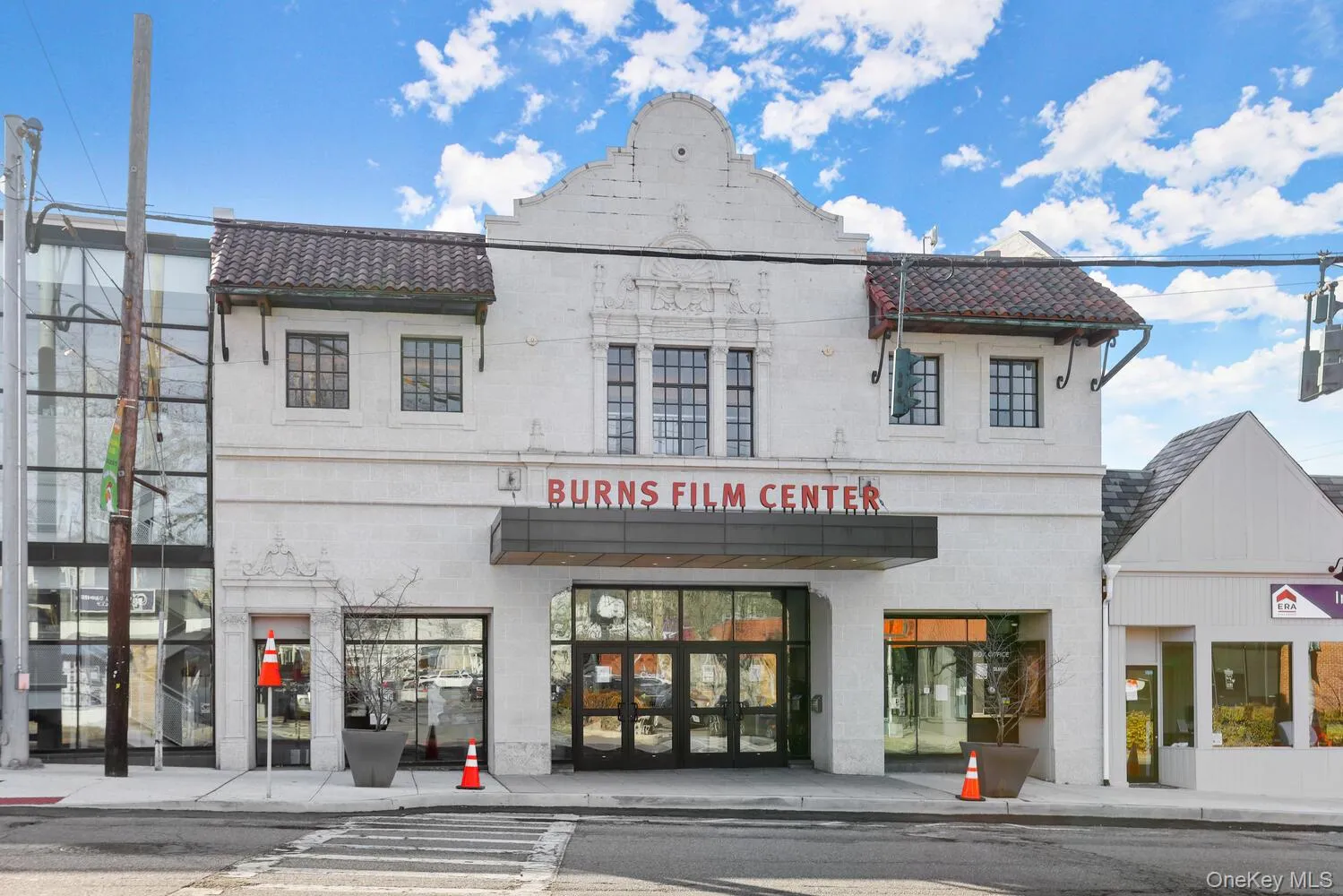Internationally renowned Jacob Burns Film Center minutes from home. Internationally renowned Jacob Burns Film Center minutes from home.