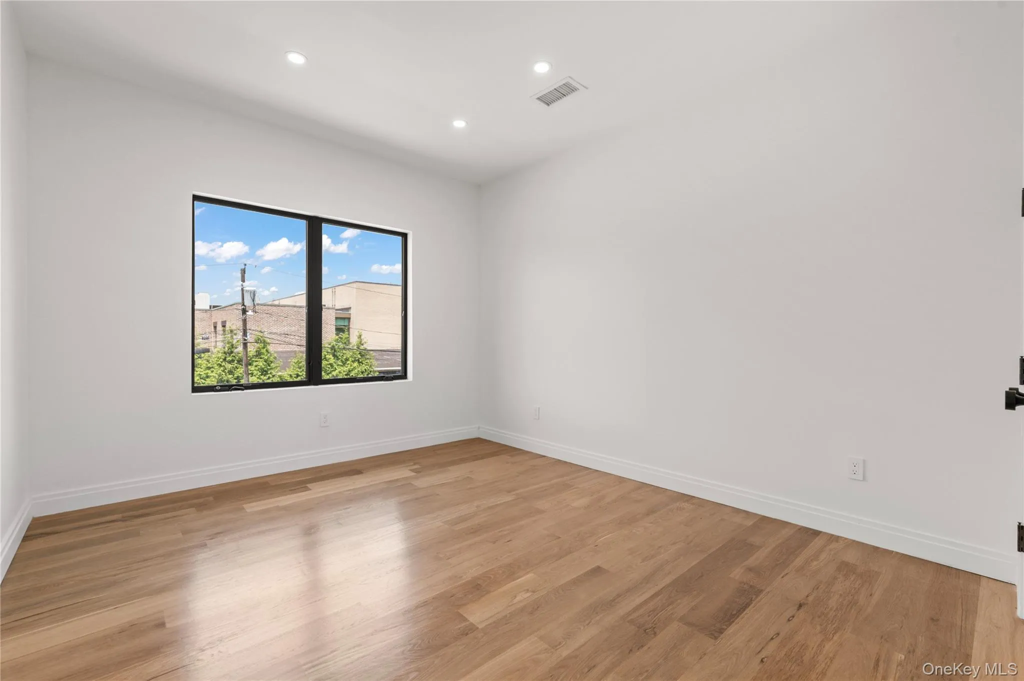 857 Glen Drive, Hempstead, NY, 5 Bedrooms Bedrooms, 12 Rooms Rooms,3 BathroomsBathrooms,Residential,For Rent,Glen,0,1012442 857 Glen Drive, Hempstead, NY, 5 Bedrooms Bedrooms, 12 Rooms Rooms,3 BathroomsBathrooms,Residential,For Rent,Glen,0,1012442