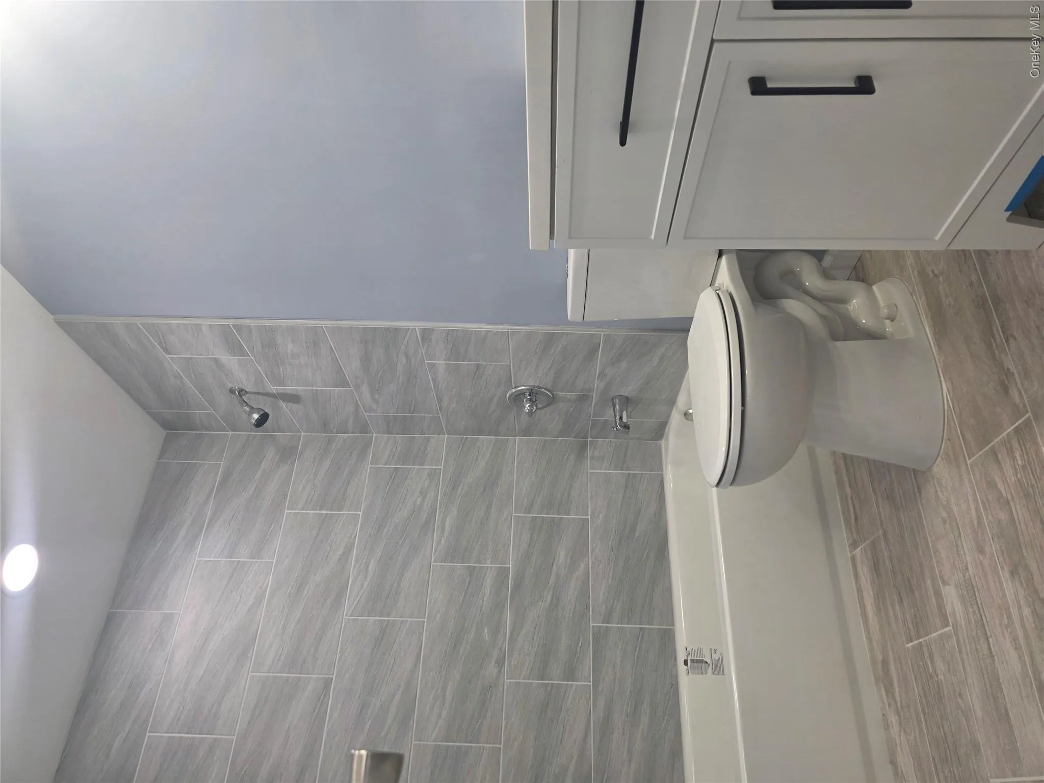 9 Trim Street, Islip, NY, 2 Bedrooms Bedrooms, 4 Rooms Rooms,1 BathroomBathrooms,Residential,For Rent,Trim,0,1012443 9 Trim Street, Islip, NY, 2 Bedrooms Bedrooms, 4 Rooms Rooms,1 BathroomBathrooms,Residential,For Rent,Trim,0,1012443