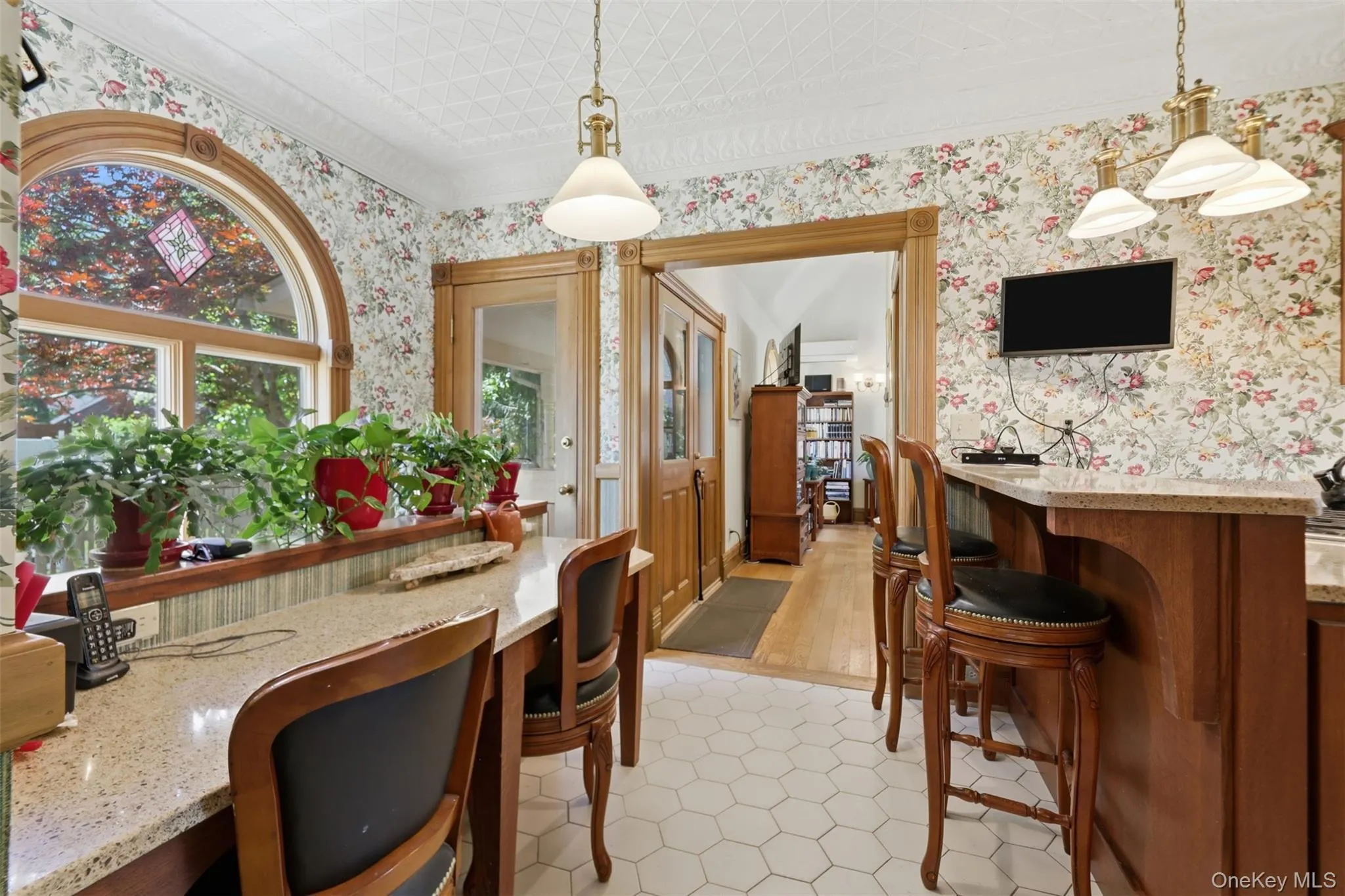 10 West Street, Marlboro, NY, 4 Bedrooms Bedrooms, 9 Rooms Rooms,4 BathroomsBathrooms,Residential,For Rent,West,0,1012445 10 West Street, Marlboro, NY, 4 Bedrooms Bedrooms, 9 Rooms Rooms,4 BathroomsBathrooms,Residential,For Rent,West,0,1012445