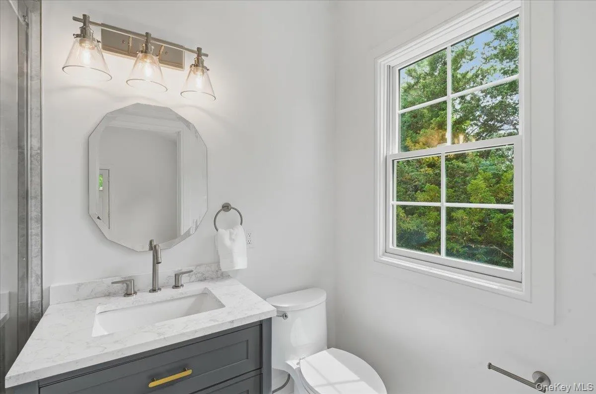96 Shadyside Avenue, North Hempstead, NY, 5 Bedrooms Bedrooms, 12 Rooms Rooms,5 BathroomsBathrooms,Residential,For Rent,Shadyside,0,1012446 96 Shadyside Avenue, North Hempstead, NY, 5 Bedrooms Bedrooms, 12 Rooms Rooms,5 BathroomsBathrooms,Residential,For Rent,Shadyside,0,1012446