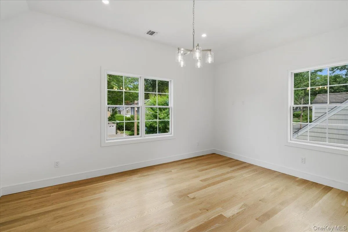 96 Shadyside Avenue, North Hempstead, NY, 5 Bedrooms Bedrooms, 12 Rooms Rooms,5 BathroomsBathrooms,Residential,For Rent,Shadyside,0,1012446 96 Shadyside Avenue, North Hempstead, NY, 5 Bedrooms Bedrooms, 12 Rooms Rooms,5 BathroomsBathrooms,Residential,For Rent,Shadyside,0,1012446