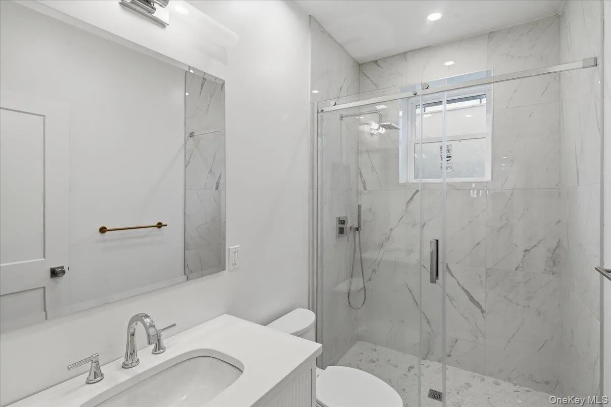 96 Shadyside Avenue, North Hempstead, NY, 5 Bedrooms Bedrooms, 12 Rooms Rooms,5 BathroomsBathrooms,Residential,For Rent,Shadyside,0,1012446 96 Shadyside Avenue, North Hempstead, NY, 5 Bedrooms Bedrooms, 12 Rooms Rooms,5 BathroomsBathrooms,Residential,For Rent,Shadyside,0,1012446