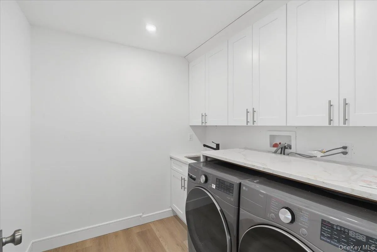 96 Shadyside Avenue, North Hempstead, NY, 5 Bedrooms Bedrooms, 12 Rooms Rooms,5 BathroomsBathrooms,Residential,For Rent,Shadyside,0,1012446 96 Shadyside Avenue, North Hempstead, NY, 5 Bedrooms Bedrooms, 12 Rooms Rooms,5 BathroomsBathrooms,Residential,For Rent,Shadyside,0,1012446