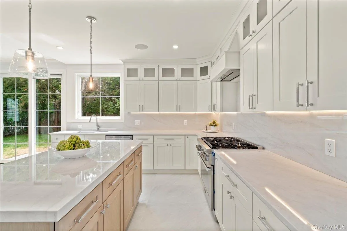 96 Shadyside Avenue, North Hempstead, NY, 5 Bedrooms Bedrooms, 12 Rooms Rooms,5 BathroomsBathrooms,Residential,For Rent,Shadyside,0,1012446 96 Shadyside Avenue, North Hempstead, NY, 5 Bedrooms Bedrooms, 12 Rooms Rooms,5 BathroomsBathrooms,Residential,For Rent,Shadyside,0,1012446