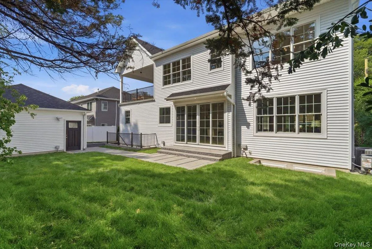 96 Shadyside Avenue, North Hempstead, NY, 5 Bedrooms Bedrooms, 12 Rooms Rooms,5 BathroomsBathrooms,Residential,For Rent,Shadyside,0,1012446 96 Shadyside Avenue, North Hempstead, NY, 5 Bedrooms Bedrooms, 12 Rooms Rooms,5 BathroomsBathrooms,Residential,For Rent,Shadyside,0,1012446