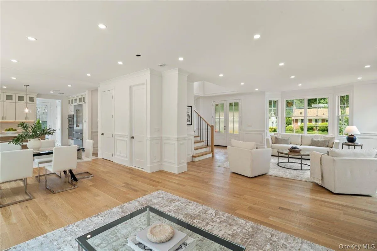 96 Shadyside Avenue, North Hempstead, NY, 5 Bedrooms Bedrooms, 12 Rooms Rooms,5 BathroomsBathrooms,Residential,For Rent,Shadyside,0,1012446 96 Shadyside Avenue, North Hempstead, NY, 5 Bedrooms Bedrooms, 12 Rooms Rooms,5 BathroomsBathrooms,Residential,For Rent,Shadyside,0,1012446