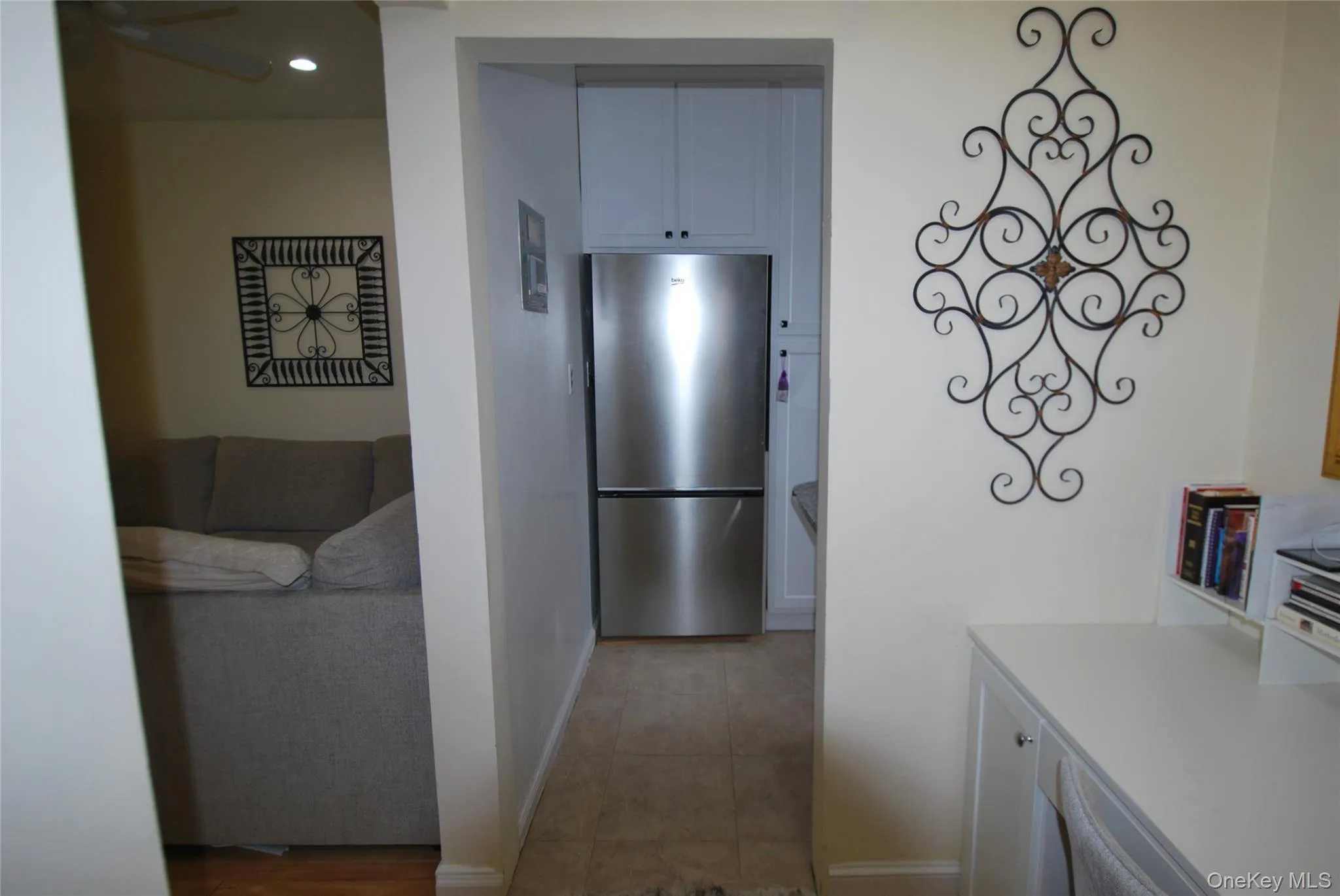 4 Stokes Road, Yonkers, NY, 2 Rooms Rooms,1 BathroomBathrooms,Residential,For Rent,Stokes,0,KEY1012449 4 Stokes Road, Yonkers, NY, 2 Rooms Rooms,1 BathroomBathrooms,Residential,For Rent,Stokes,0,KEY1012449