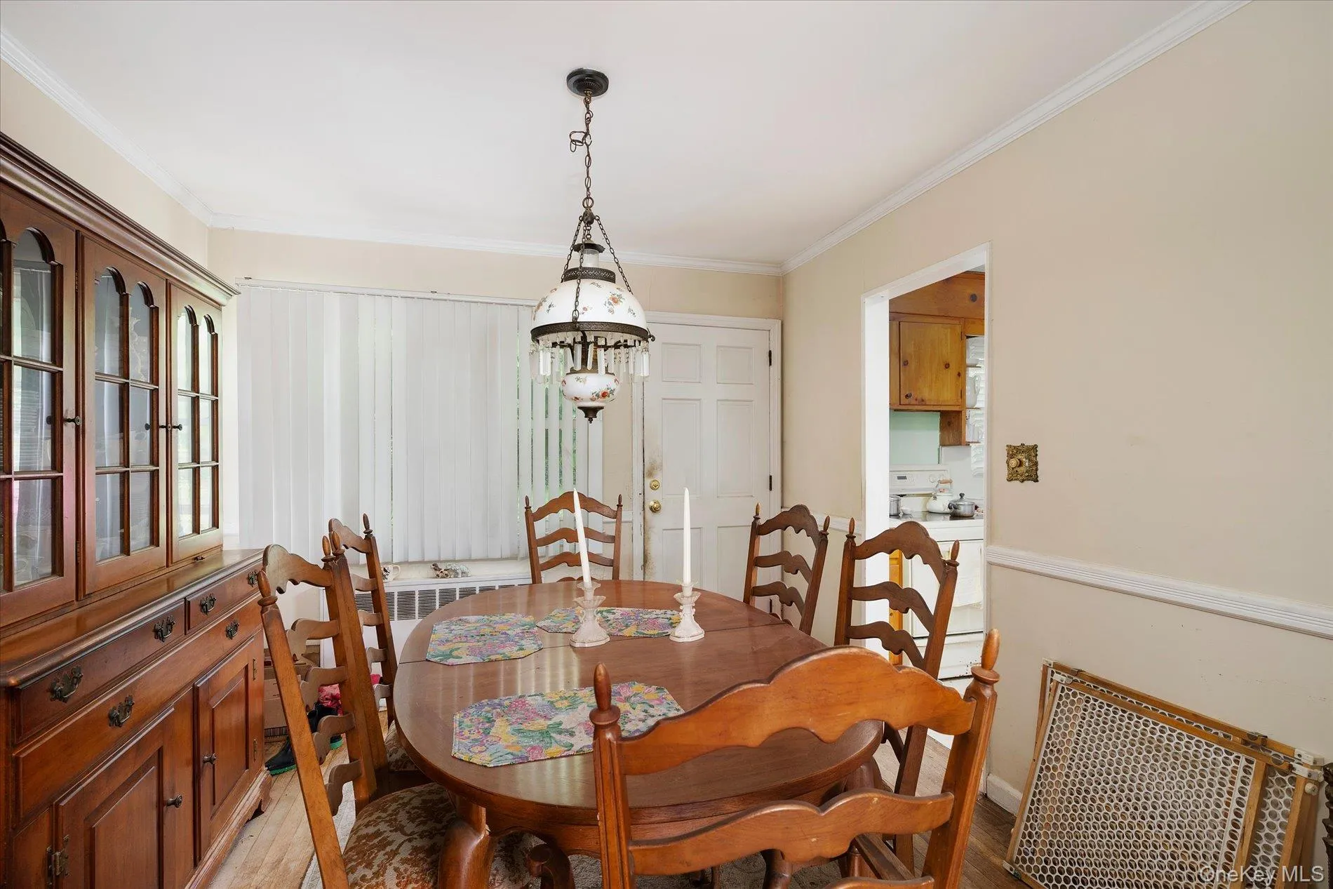 145 Arthur Avenue, Hempstead, NY, 3 Bedrooms Bedrooms, 8 Rooms Rooms,1 BathroomBathrooms,Residential,For Rent,Arthur,0,1012451 145 Arthur Avenue, Hempstead, NY, 3 Bedrooms Bedrooms, 8 Rooms Rooms,1 BathroomBathrooms,Residential,For Rent,Arthur,0,1012451