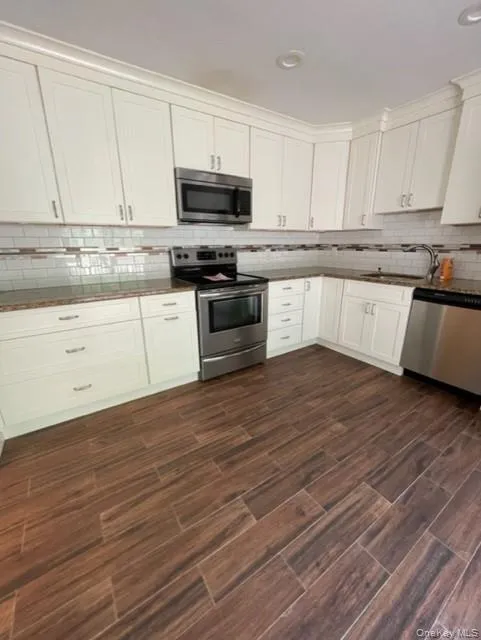 619 Heritage Hills, Somers, NY, 2 Bedrooms Bedrooms, 5 Rooms Rooms,2 BathroomsBathrooms,Residential Lease,For Rent,Heritage,0,1012452 619 Heritage Hills, Somers, NY, 2 Bedrooms Bedrooms, 5 Rooms Rooms,2 BathroomsBathrooms,Residential Lease,For Rent,Heritage,0,1012452