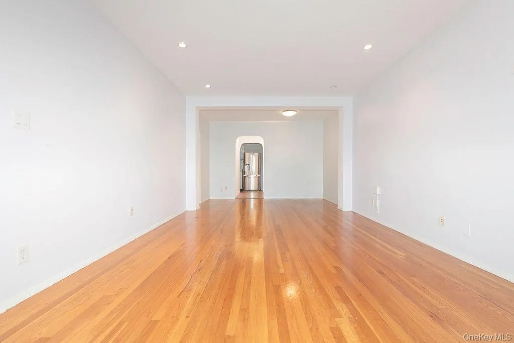 765 Bronx River Rd, Yonkers, NY, 2 Bedrooms Bedrooms, 5 Rooms Rooms,1 BathroomBathrooms,Residential,For Rent,Bronx River Rd,0,KEY1012457 765 Bronx River Rd, Yonkers, NY, 2 Bedrooms Bedrooms, 5 Rooms Rooms,1 BathroomBathrooms,Residential,For Rent,Bronx River Rd,0,KEY1012457