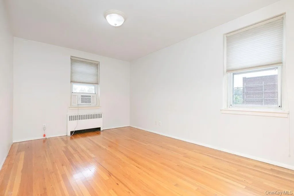 765 Bronx River Rd, Yonkers, NY, 2 Bedrooms Bedrooms, 5 Rooms Rooms,1 BathroomBathrooms,Residential,For Rent,Bronx River Rd,0,KEY1012457 765 Bronx River Rd, Yonkers, NY, 2 Bedrooms Bedrooms, 5 Rooms Rooms,1 BathroomBathrooms,Residential,For Rent,Bronx River Rd,0,KEY1012457