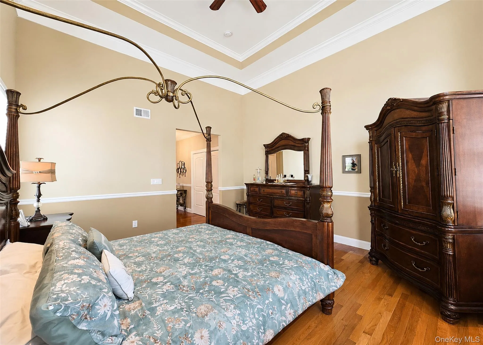 Soaring, Intricate, Custom Tray Ceiling, Hi-Hats, & HW Flooring. Soaring, Intricate, Custom Tray Ceiling, Hi-Hats, & HW Flooring.