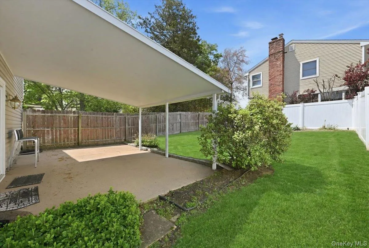 448 Lenox Road, Huntington, NY, 4 Bedrooms Bedrooms, 10 Rooms Rooms,2 BathroomsBathrooms,Residential,For Rent,Lenox,0,1012460 448 Lenox Road, Huntington, NY, 4 Bedrooms Bedrooms, 10 Rooms Rooms,2 BathroomsBathrooms,Residential,For Rent,Lenox,0,1012460