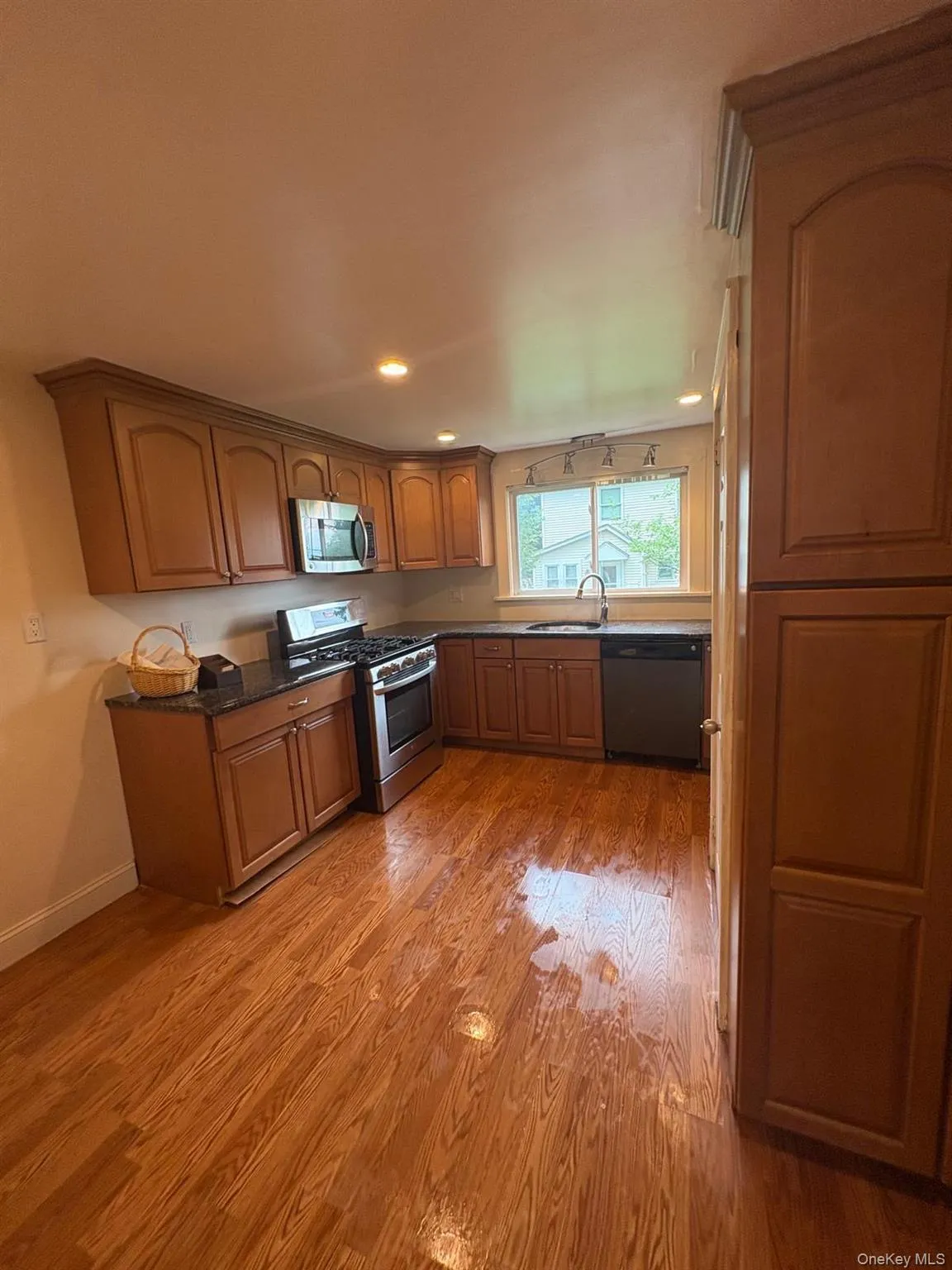 35 Lindbergh Lane, Clarkstown, NY, 3 Bedrooms Bedrooms, 5 Rooms Rooms,1 BathroomBathrooms,Residential,For Rent,Lindbergh,0,1012462 35 Lindbergh Lane, Clarkstown, NY, 3 Bedrooms Bedrooms, 5 Rooms Rooms,1 BathroomBathrooms,Residential,For Rent,Lindbergh,0,1012462