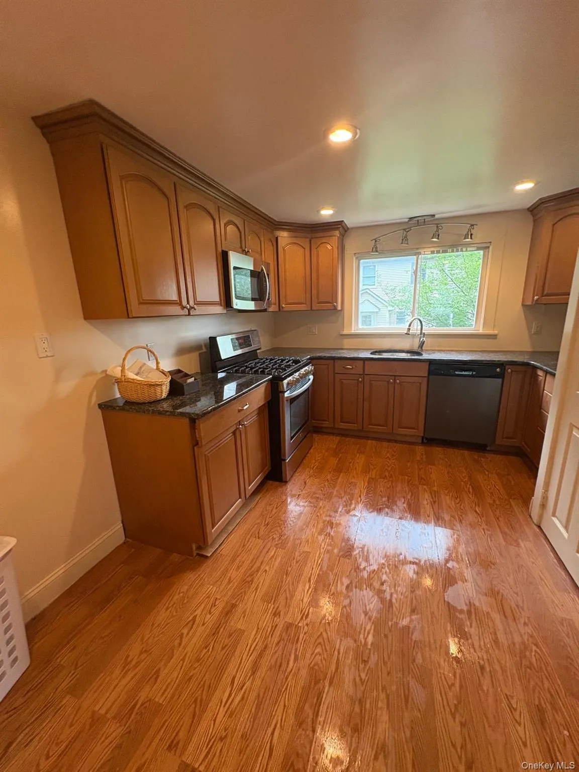 35 Lindbergh Lane, Clarkstown, NY, 3 Bedrooms Bedrooms, 5 Rooms Rooms,1 BathroomBathrooms,Residential,For Rent,Lindbergh,0,1012462 35 Lindbergh Lane, Clarkstown, NY, 3 Bedrooms Bedrooms, 5 Rooms Rooms,1 BathroomBathrooms,Residential,For Rent,Lindbergh,0,1012462