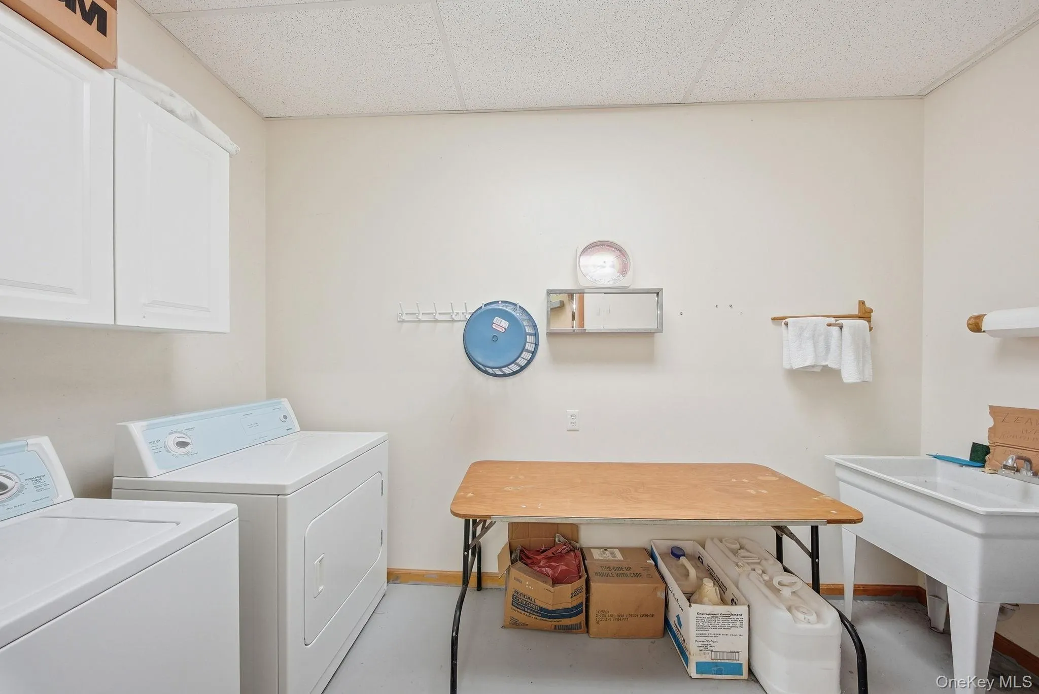 17 Collins Road, Highland, NY, 9 Rooms Rooms,1 BathroomBathrooms,Residential,For Rent,Collins,0,1012464 17 Collins Road, Highland, NY, 9 Rooms Rooms,1 BathroomBathrooms,Residential,For Rent,Collins,0,1012464