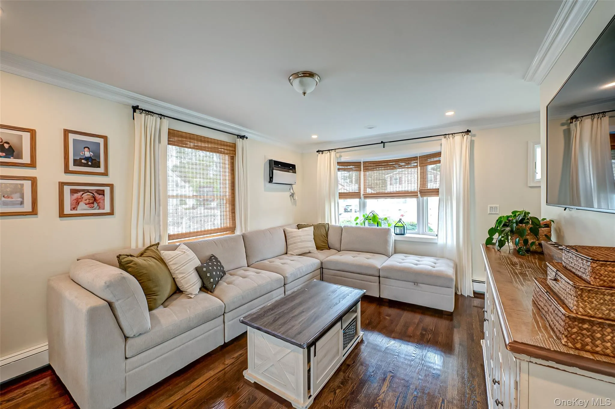 3038 Lowell Avenue, Hempstead, NY, 4 Bedrooms Bedrooms, 7 Rooms Rooms,1 BathroomBathrooms,Residential,For Rent,Lowell,0,1012478 3038 Lowell Avenue, Hempstead, NY, 4 Bedrooms Bedrooms, 7 Rooms Rooms,1 BathroomBathrooms,Residential,For Rent,Lowell,0,1012478