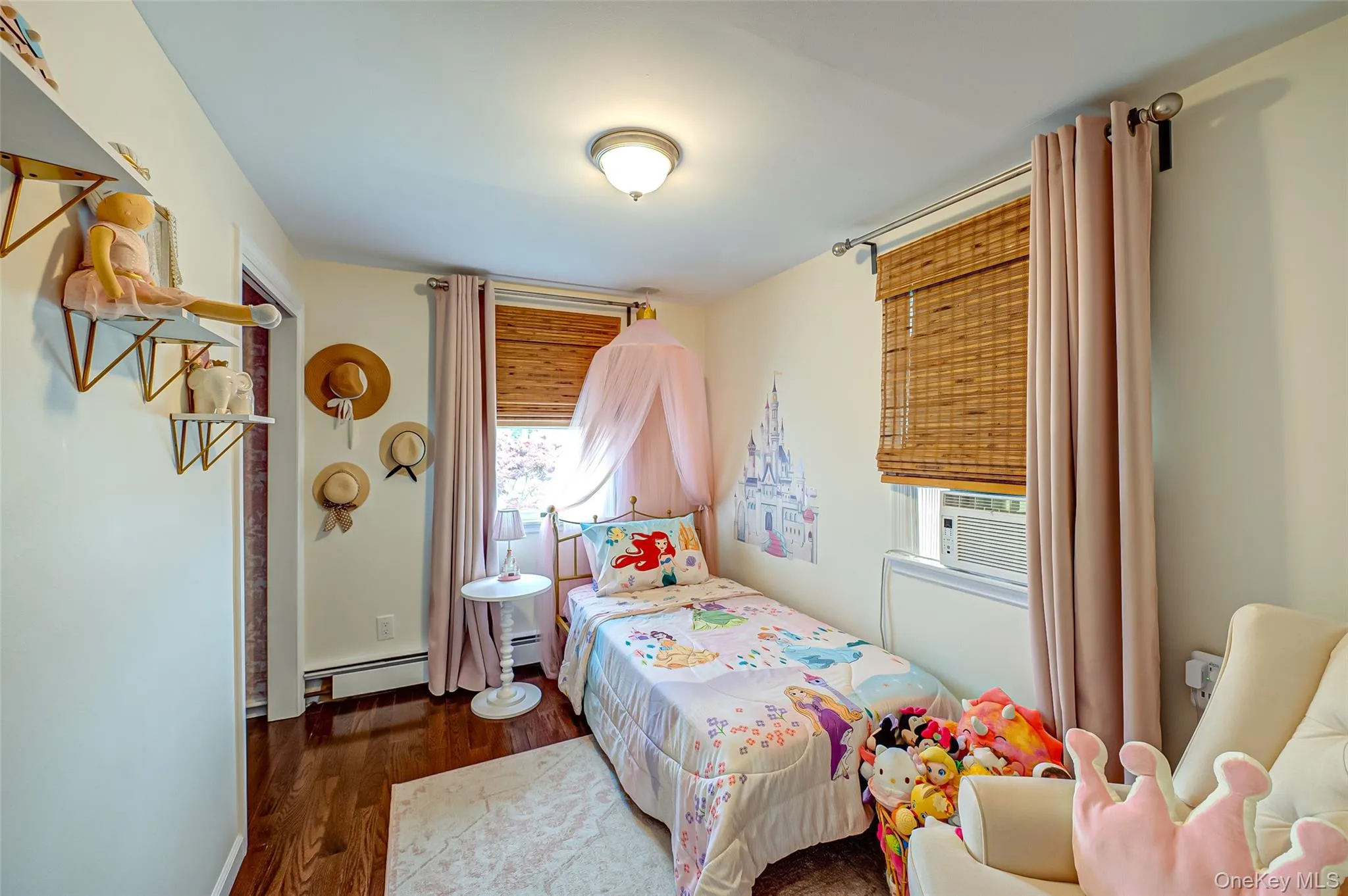 3038 Lowell Avenue, Hempstead, NY, 4 Bedrooms Bedrooms, 7 Rooms Rooms,1 BathroomBathrooms,Residential,For Rent,Lowell,0,1012478 3038 Lowell Avenue, Hempstead, NY, 4 Bedrooms Bedrooms, 7 Rooms Rooms,1 BathroomBathrooms,Residential,For Rent,Lowell,0,1012478