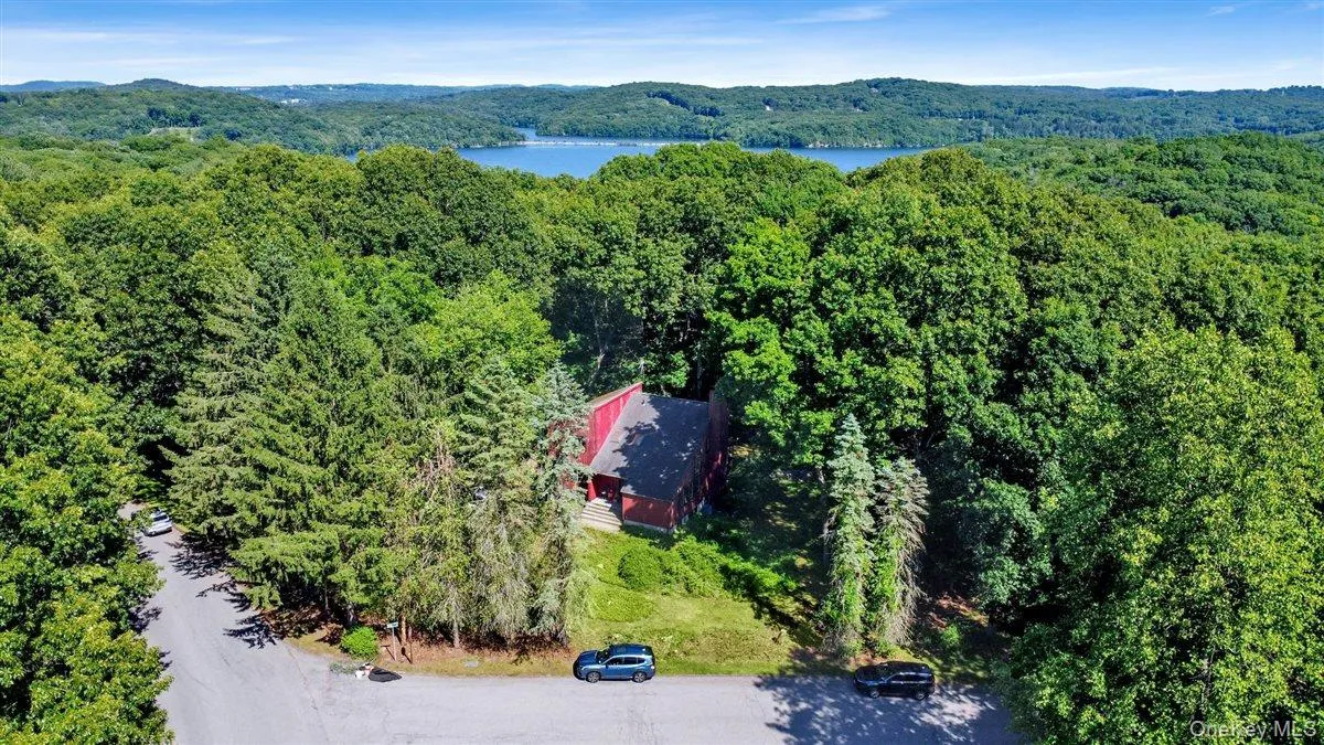 2 Victor Lane, Carmel, NY, 4 Bedrooms Bedrooms, 10 Rooms Rooms,2 BathroomsBathrooms,Residential,For Rent,Victor,0,1012479 2 Victor Lane, Carmel, NY, 4 Bedrooms Bedrooms, 10 Rooms Rooms,2 BathroomsBathrooms,Residential,For Rent,Victor,0,1012479